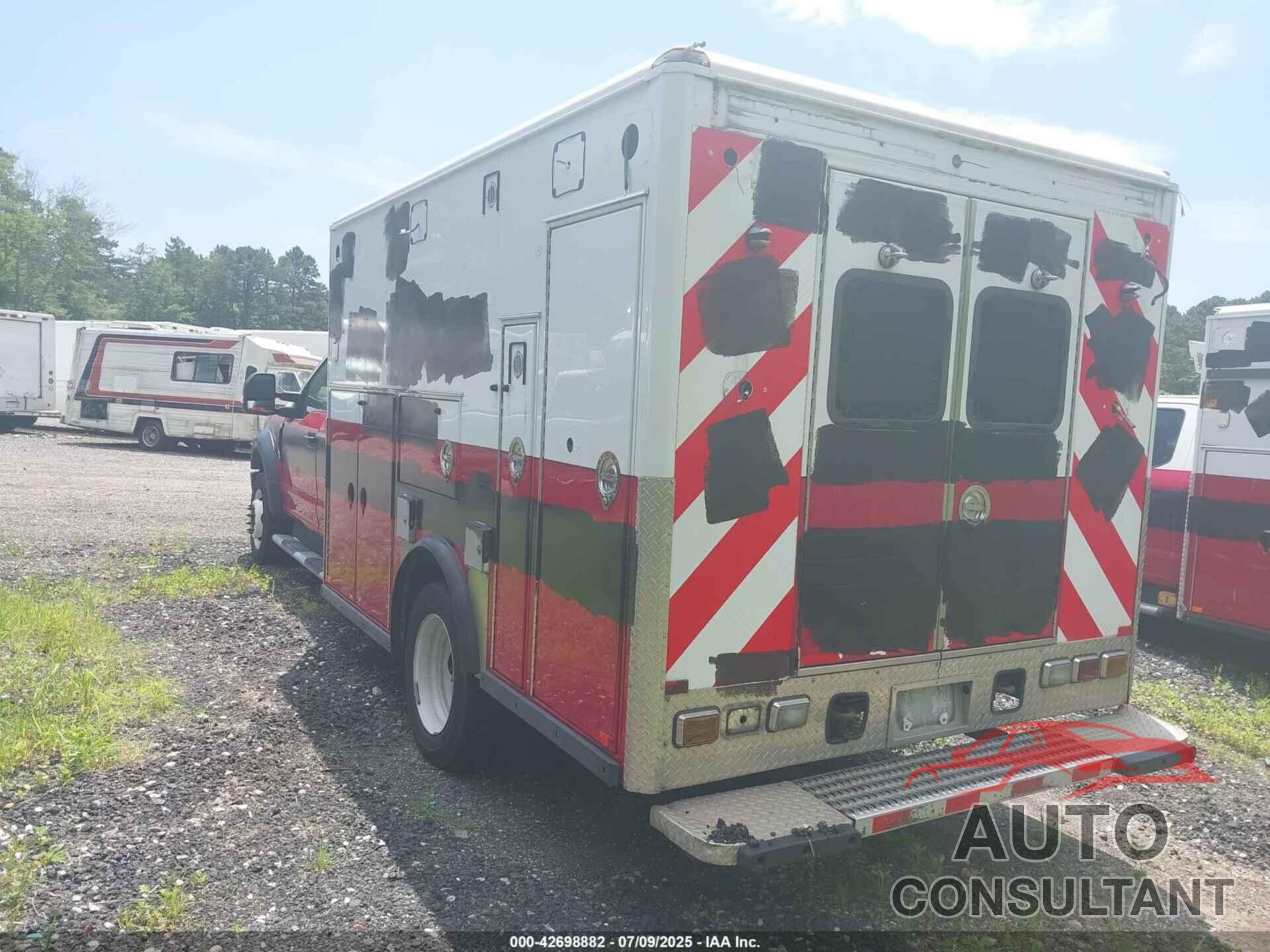 FORD F-550 CHASSIS 2017 - 1FD0X5HT3HEC91224