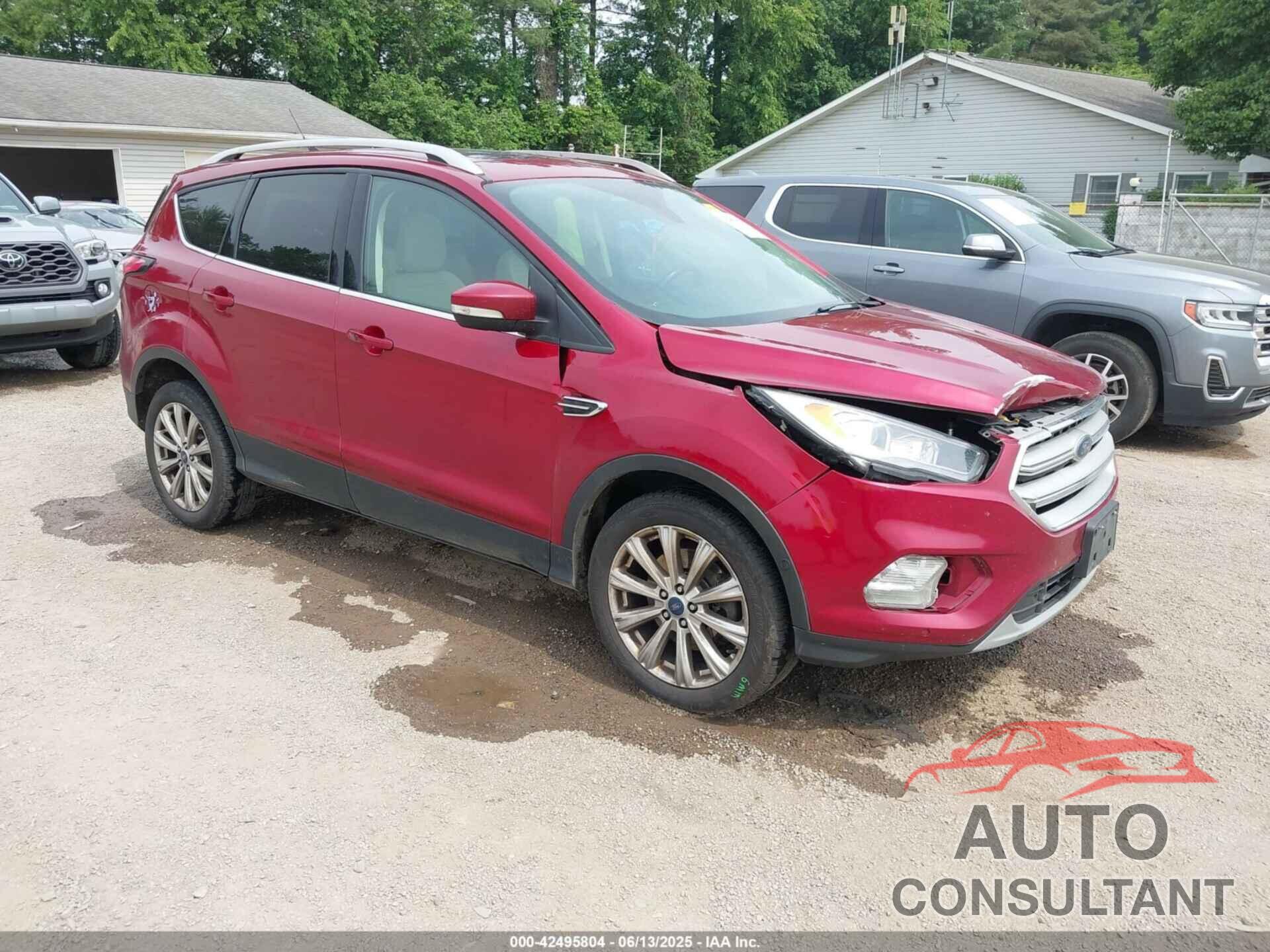 FORD ESCAPE 2018 - 1FMCU9J97JUC00480