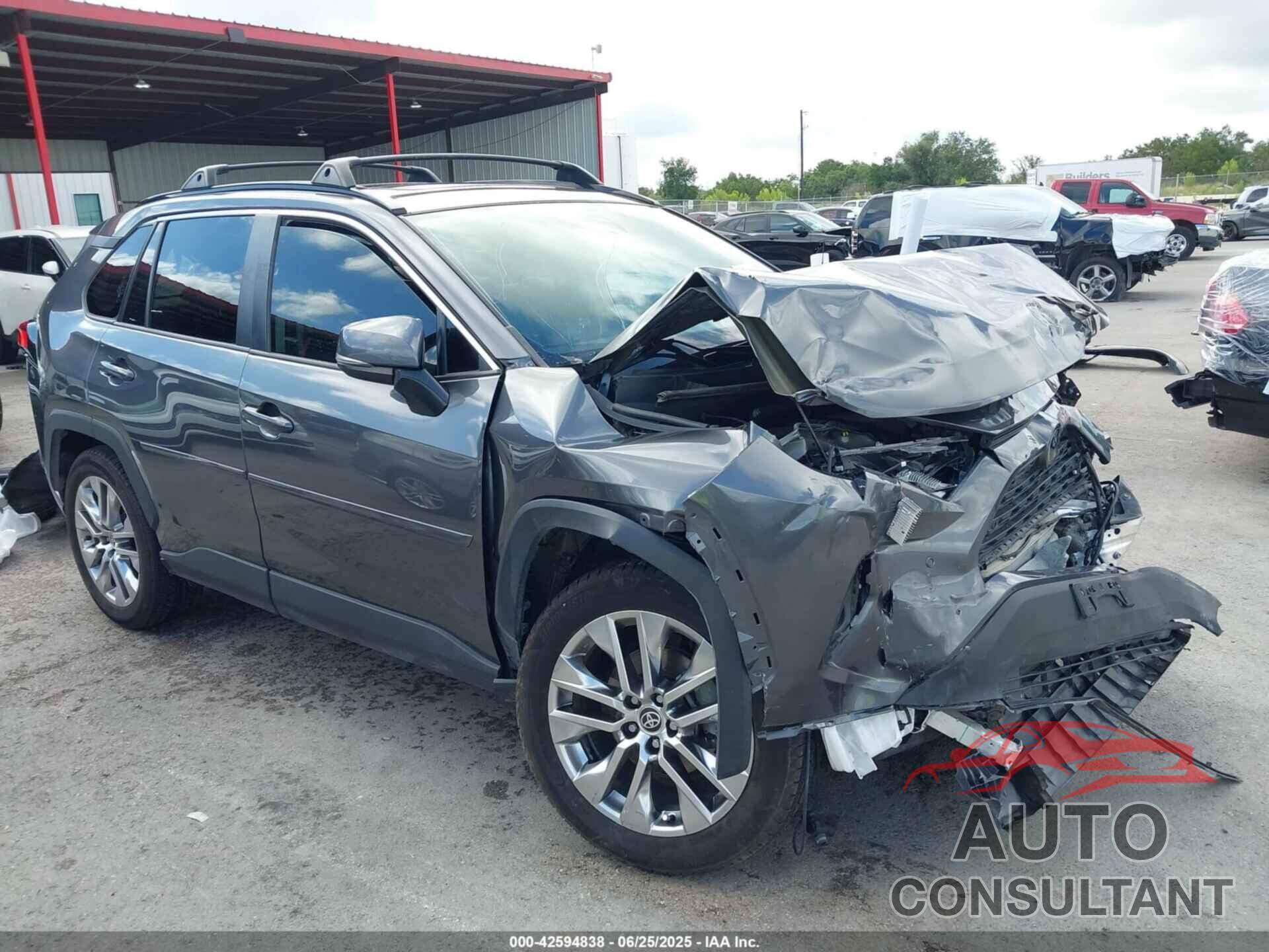 TOYOTA RAV4 2021 - 2T3C1RFVXMC111658