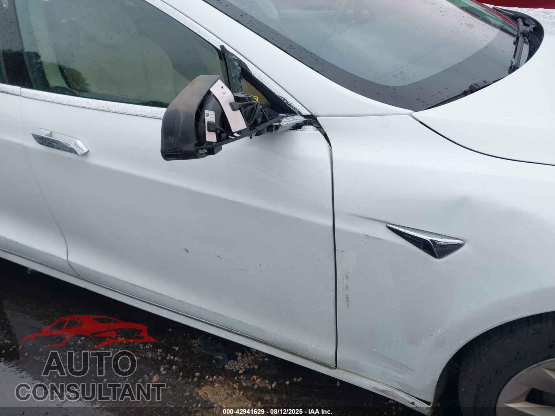 TESLA MODEL S 2017 - 5YJSA1E2XHF199335