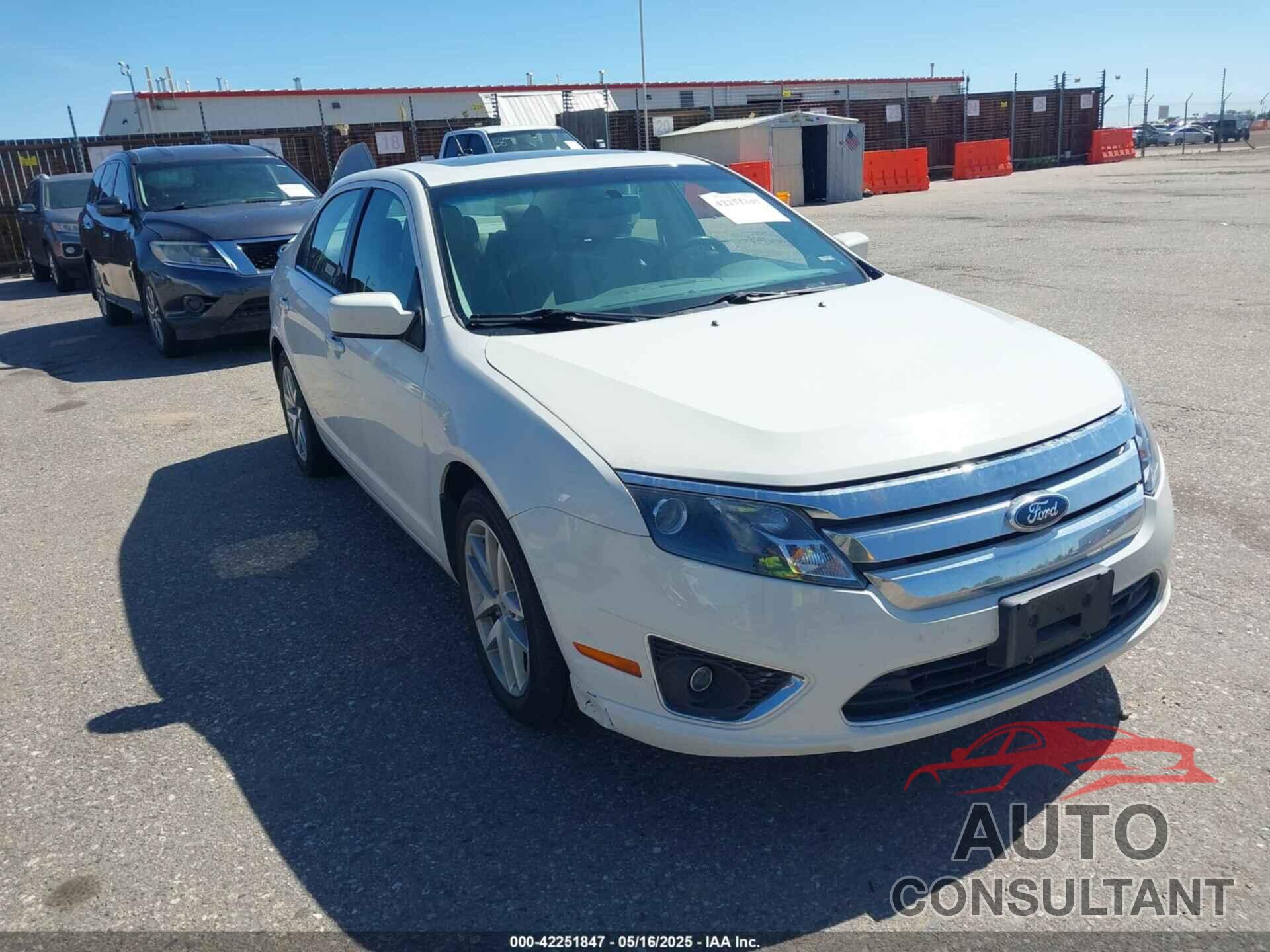 FORD FUSION 2010 - 3FAHP0JG7AR324399