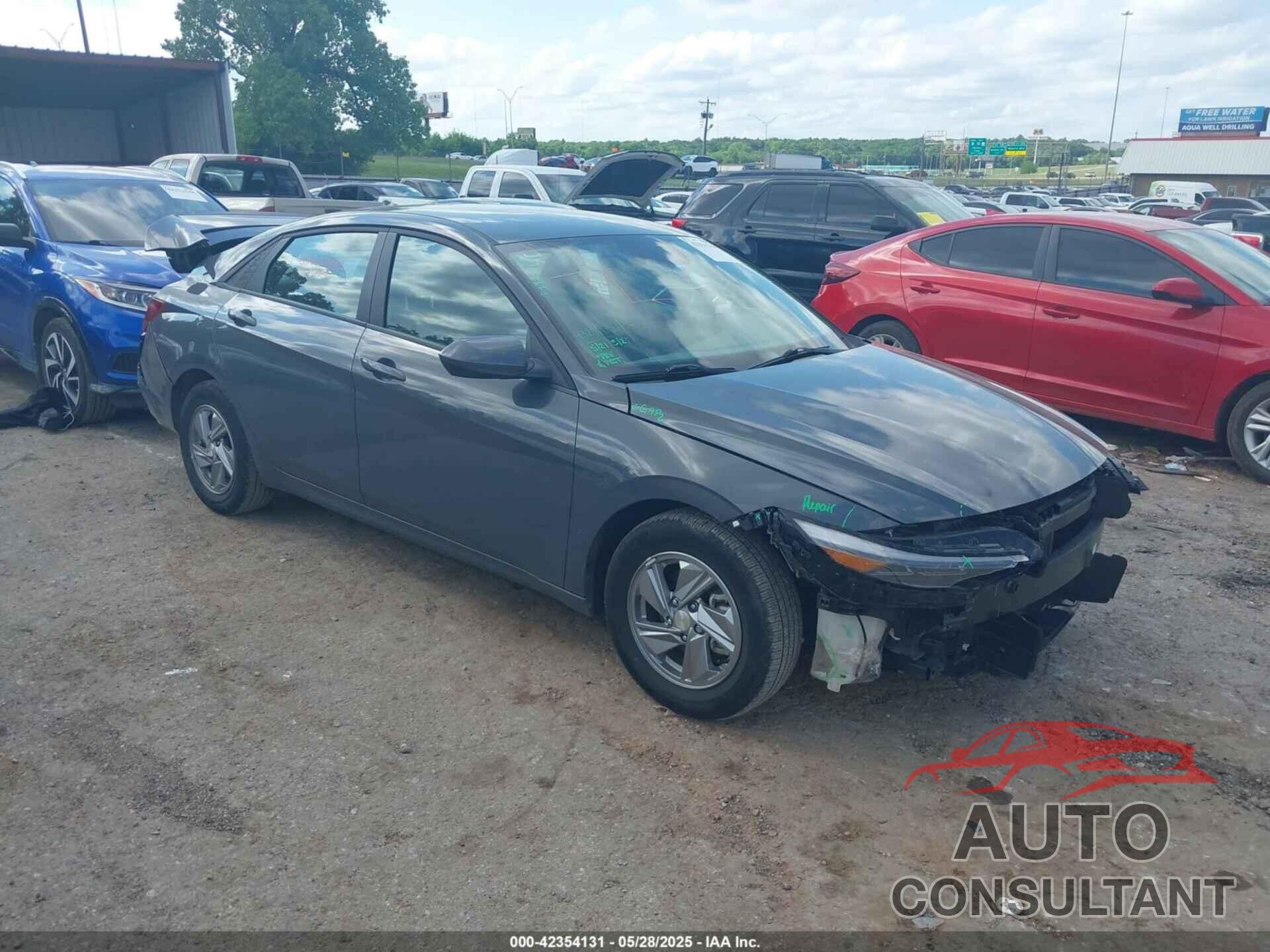 HYUNDAI ELANTRA 2024 - KMHLL4DG0RU784796