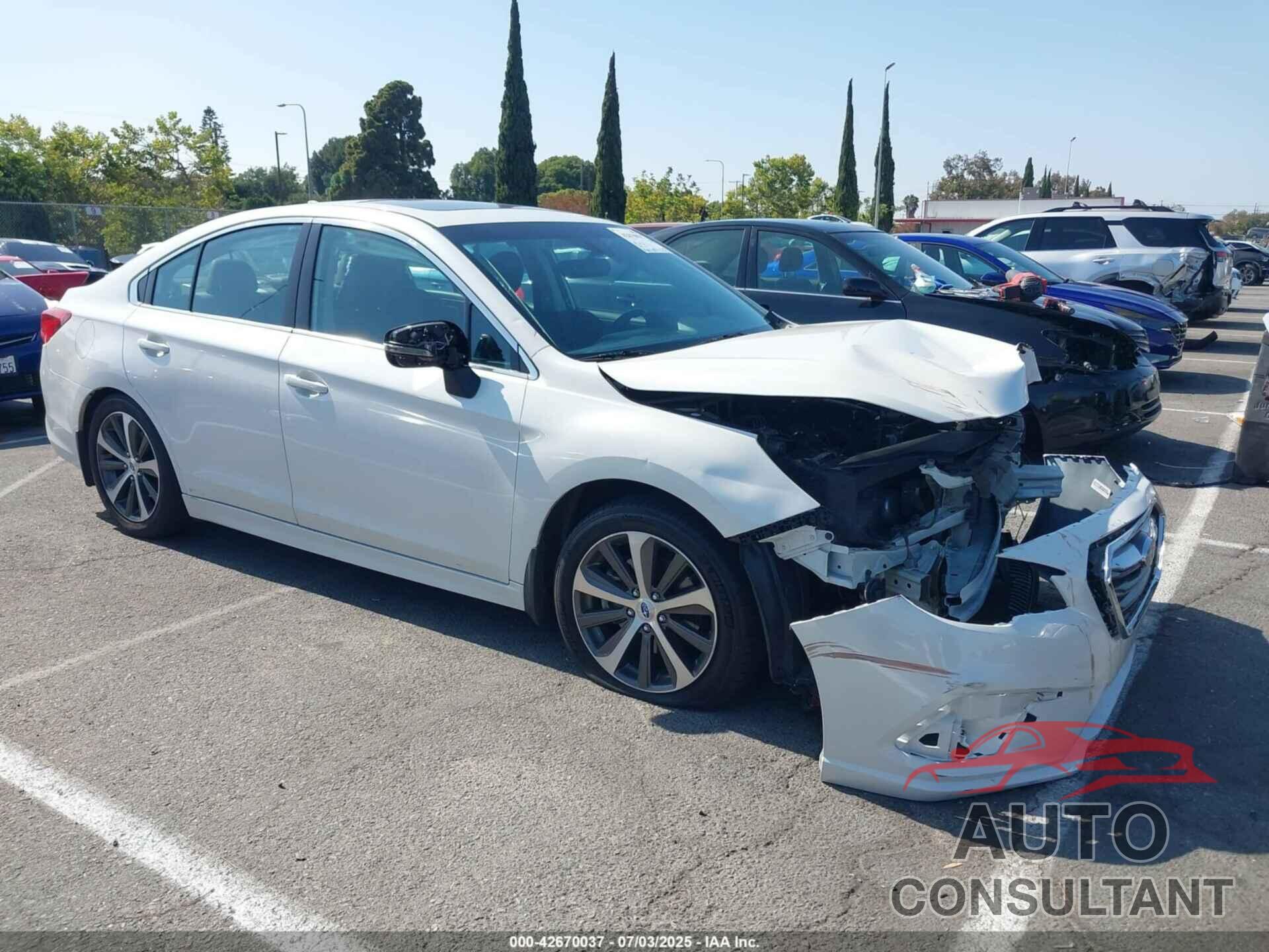 SUBARU LEGACY 2018 - 4S3BNEN60J3007776