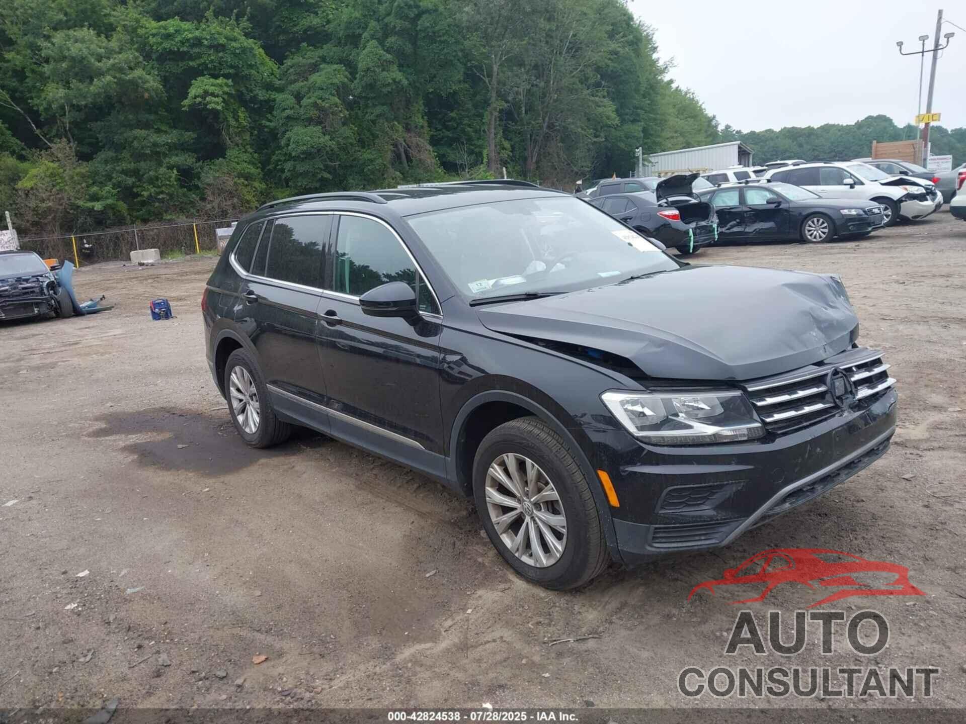 VOLKSWAGEN TIGUAN 2018 - 3VV2B7AX5JM163458
