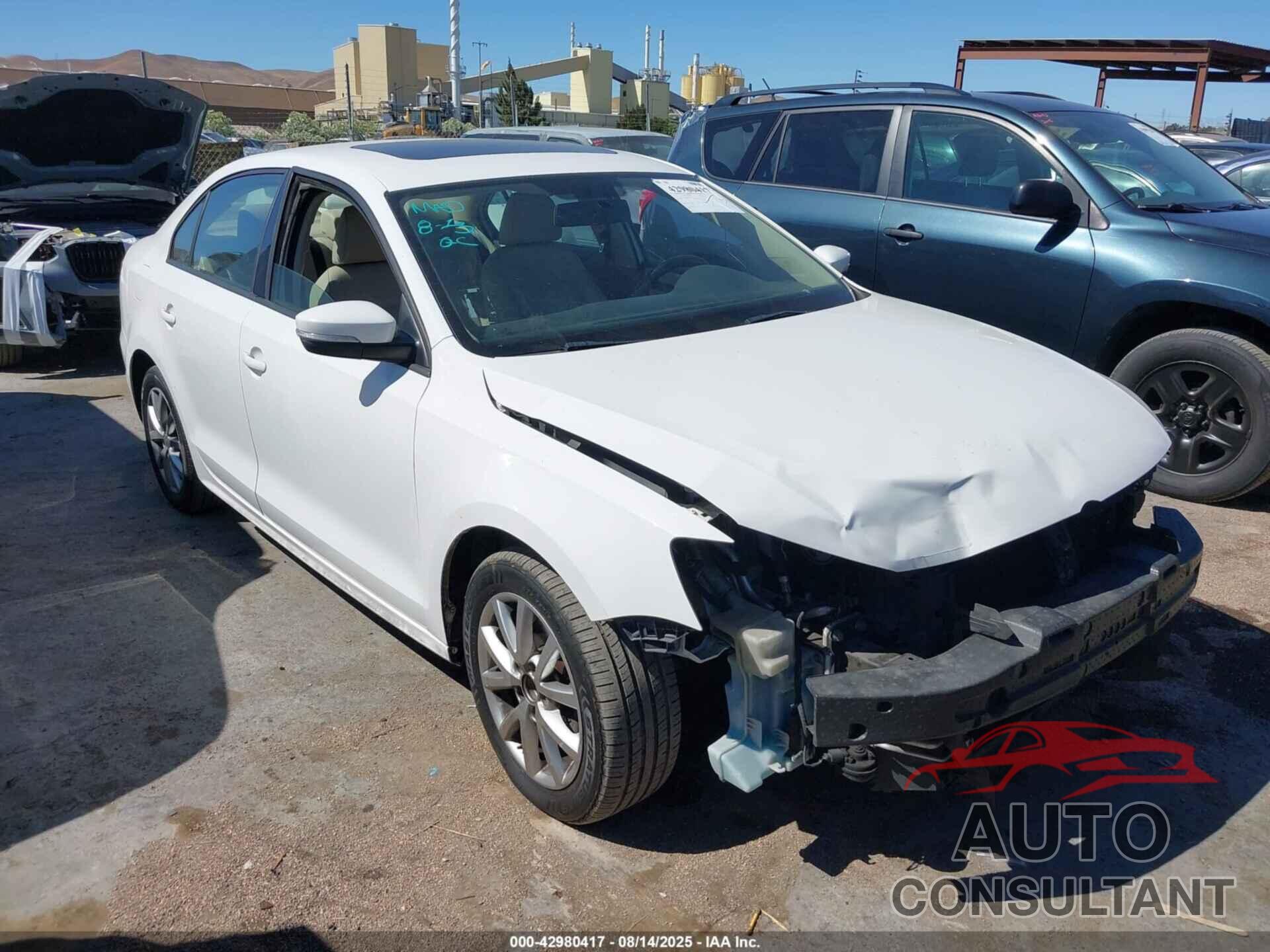 VOLKSWAGEN JETTA 2011 - 3VWDZ7AJ8BM326214
