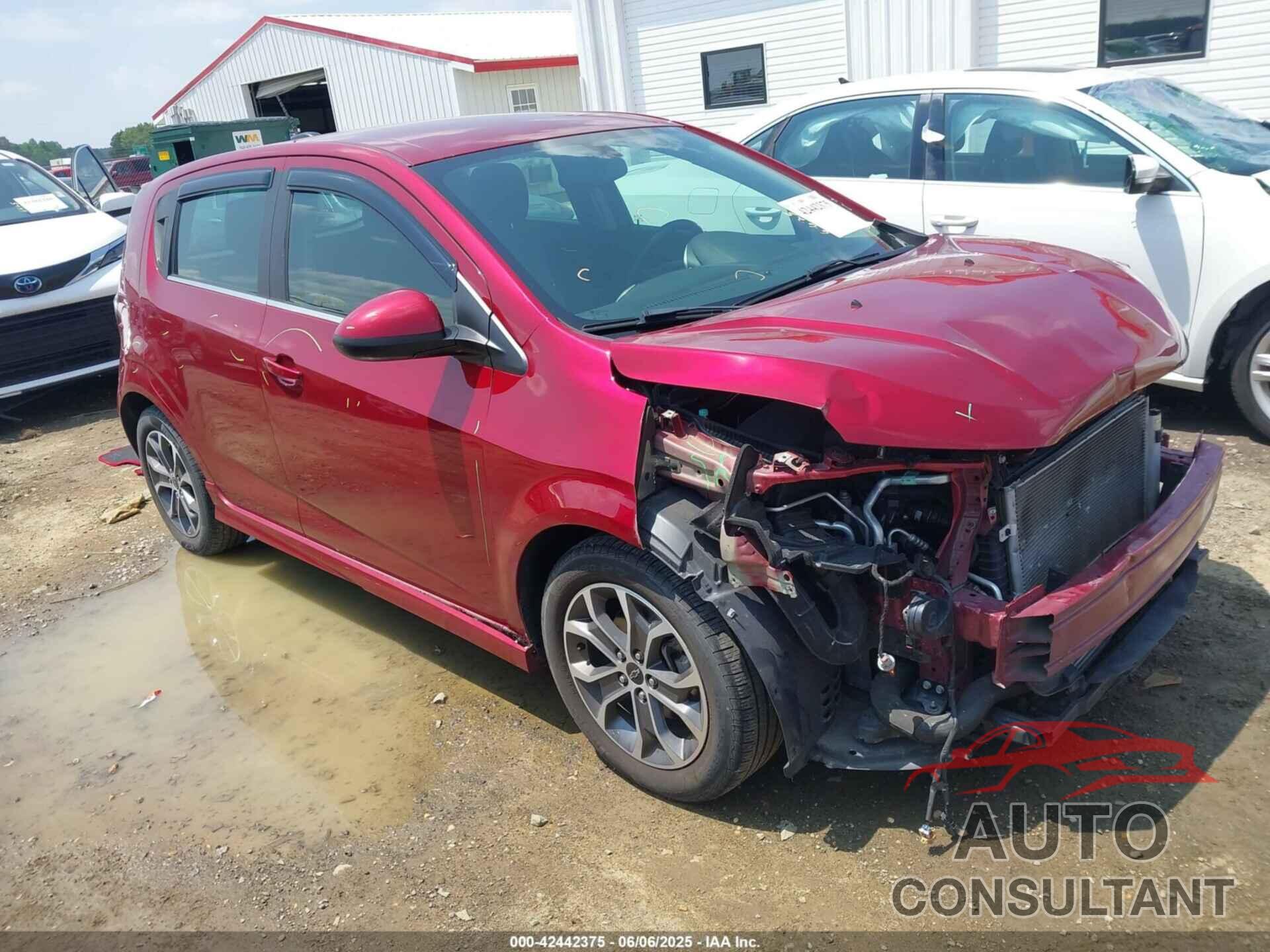 CHEVROLET SONIC 2019 - 1G1JD6SB2K4112782