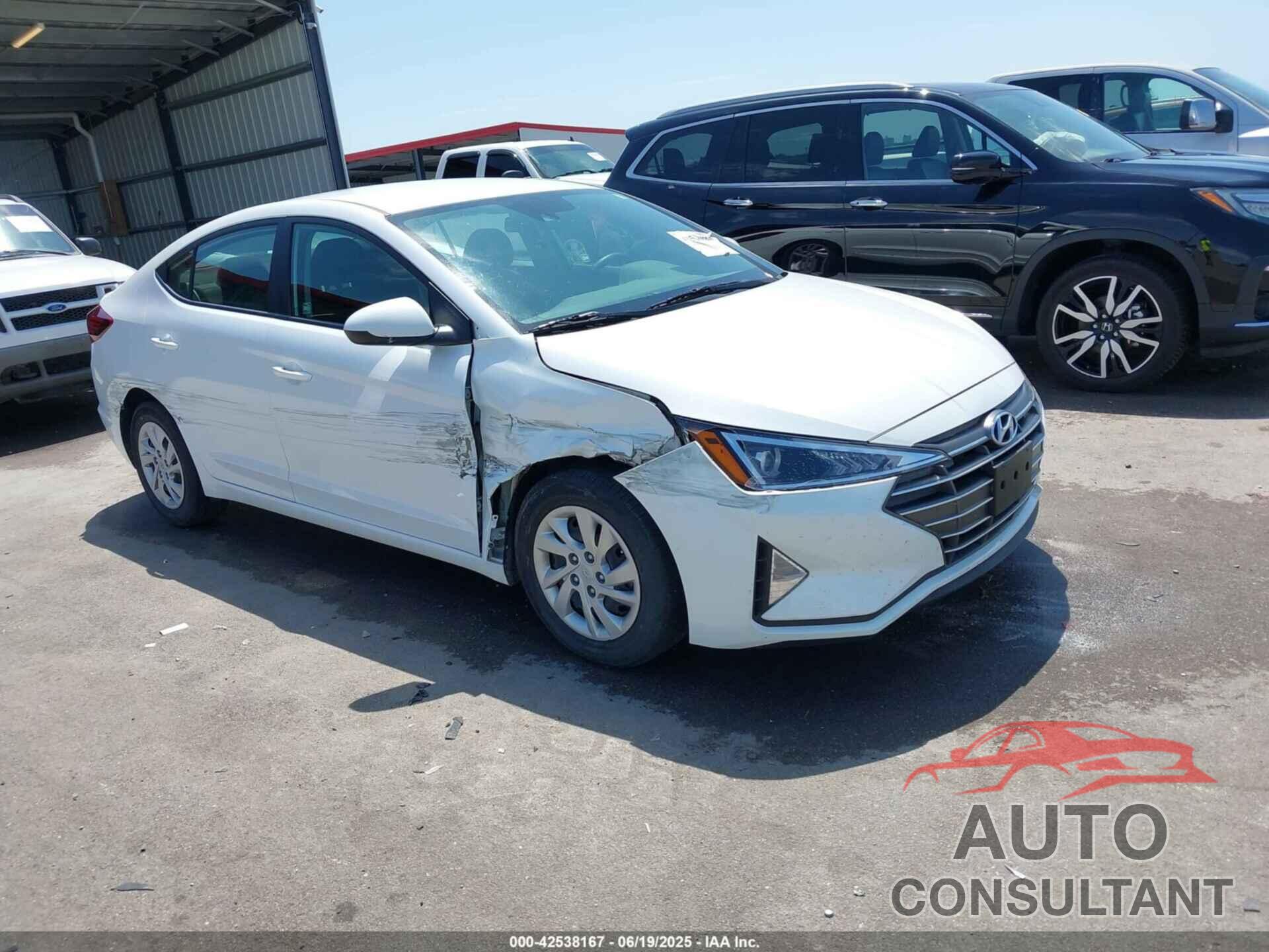 HYUNDAI ELANTRA 2020 - 5NPD74LFXLH609611