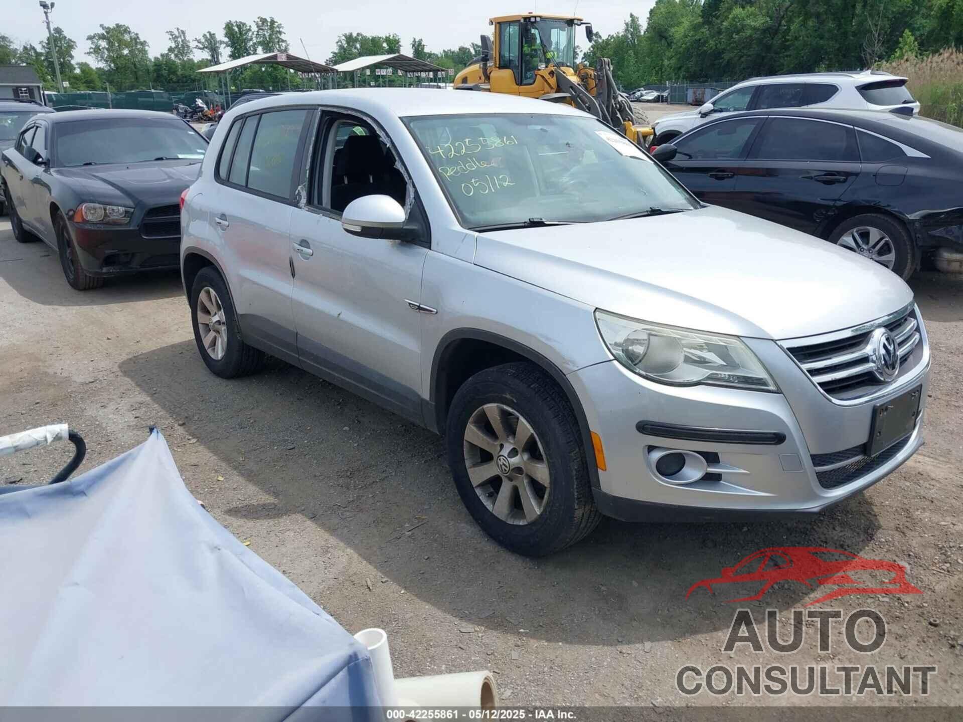 VOLKSWAGEN TIGUAN 2009 - WVGAV75N49W526527