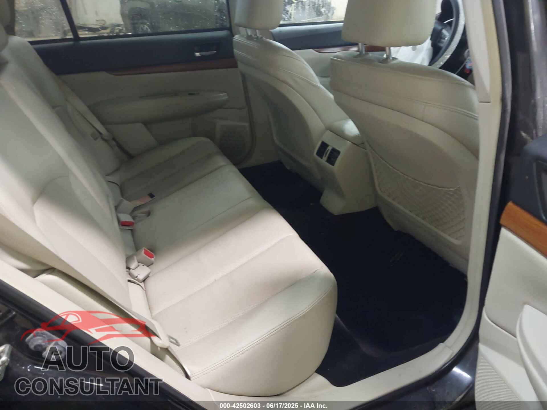 SUBARU OUTBACK 2013 - 4S4BRDKC8D2218352