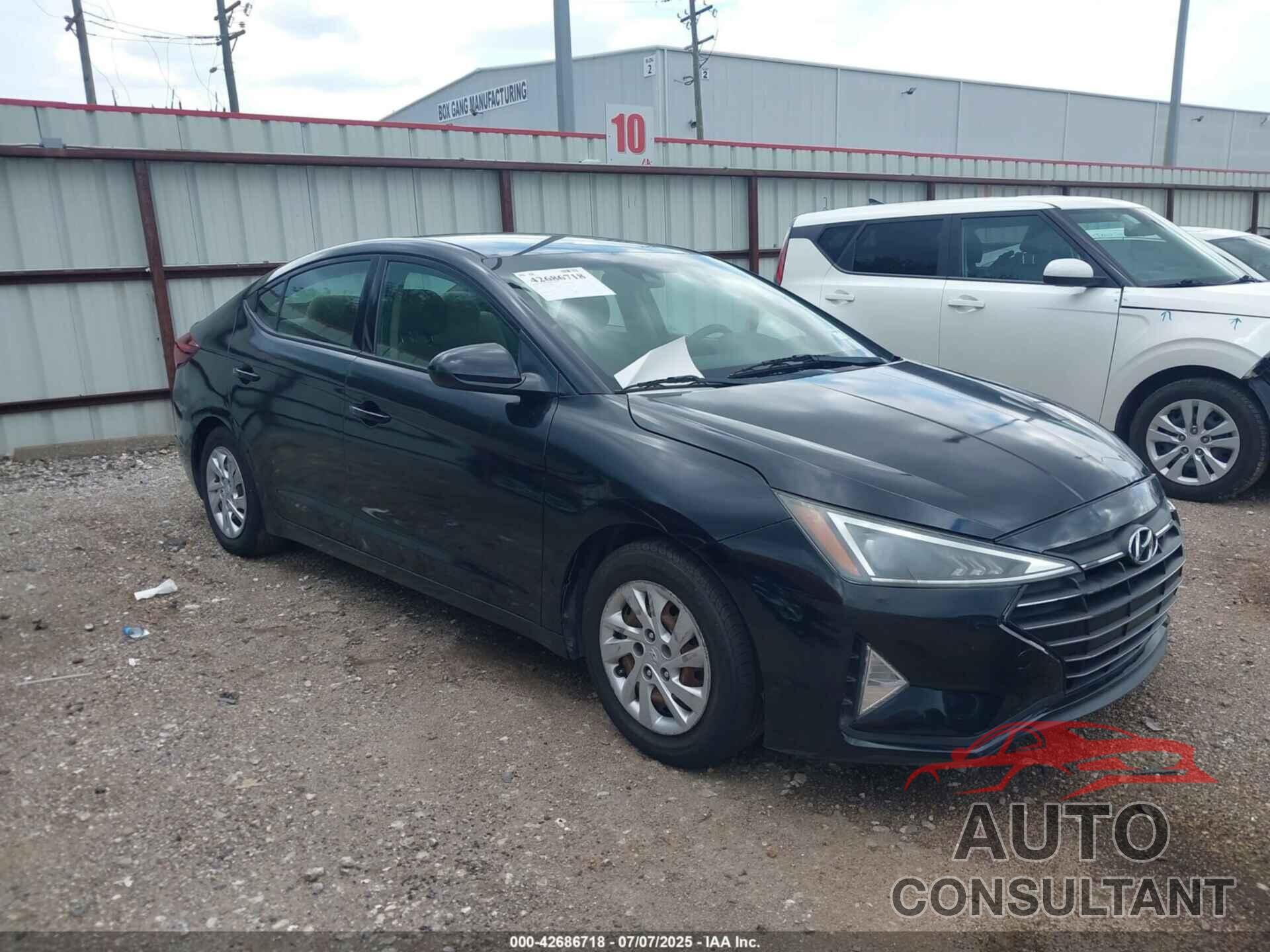 HYUNDAI ELANTRA 2020 - 5NPD74LF9LH502520
