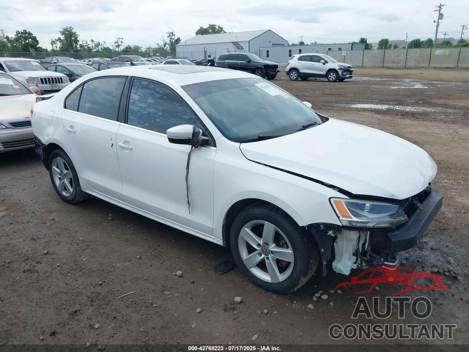 VOLKSWAGEN JETTA 2013 - 3VWLL7AJ3DM418377