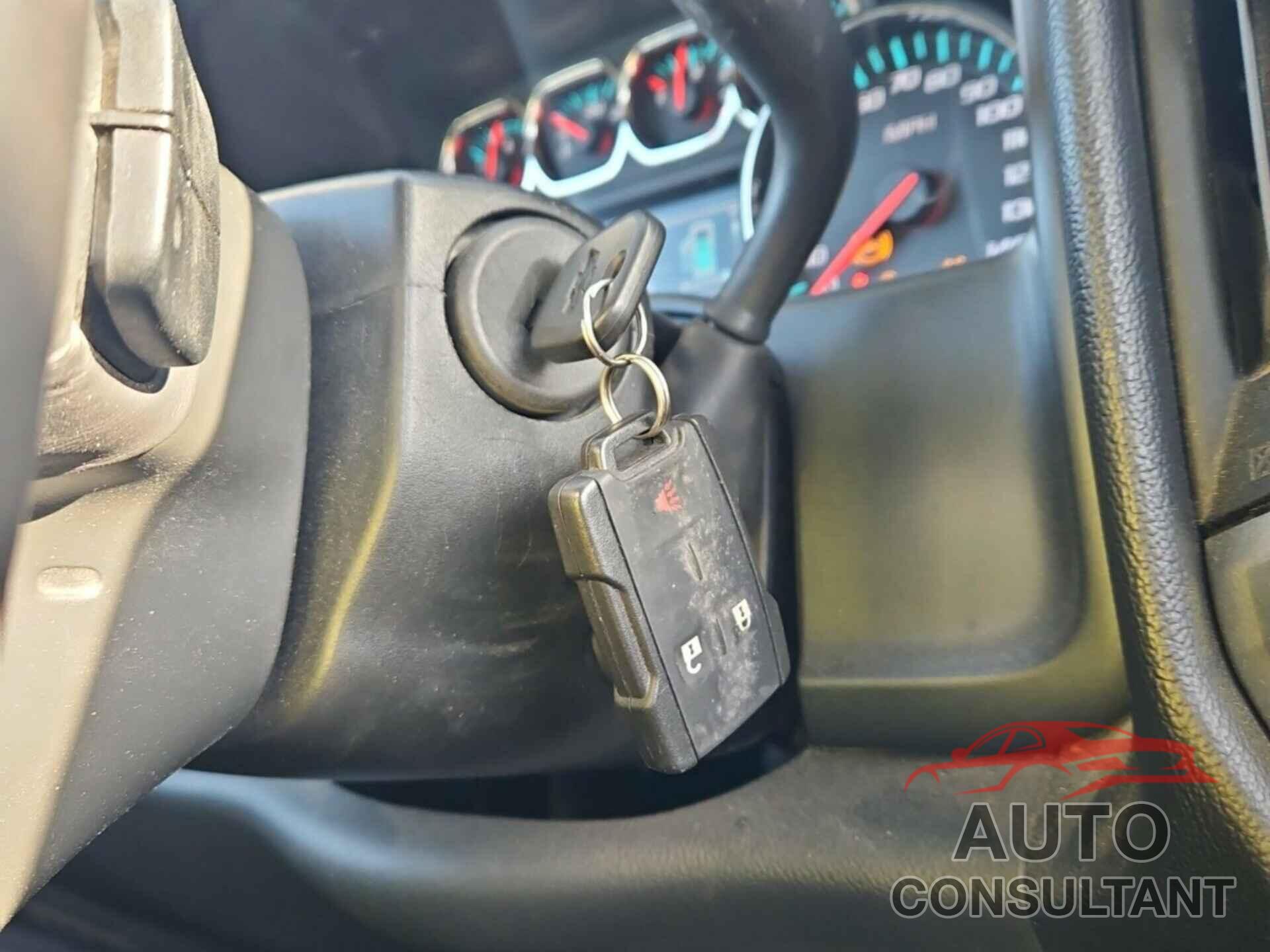CHEVROLET SILVERADO 1500 2017 - 1GCNCREHXHZ235562