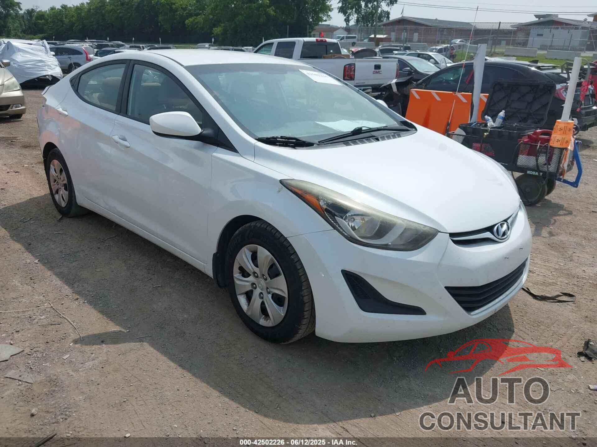 HYUNDAI ELANTRA 2016 - 5NPDH4AEXGH785541