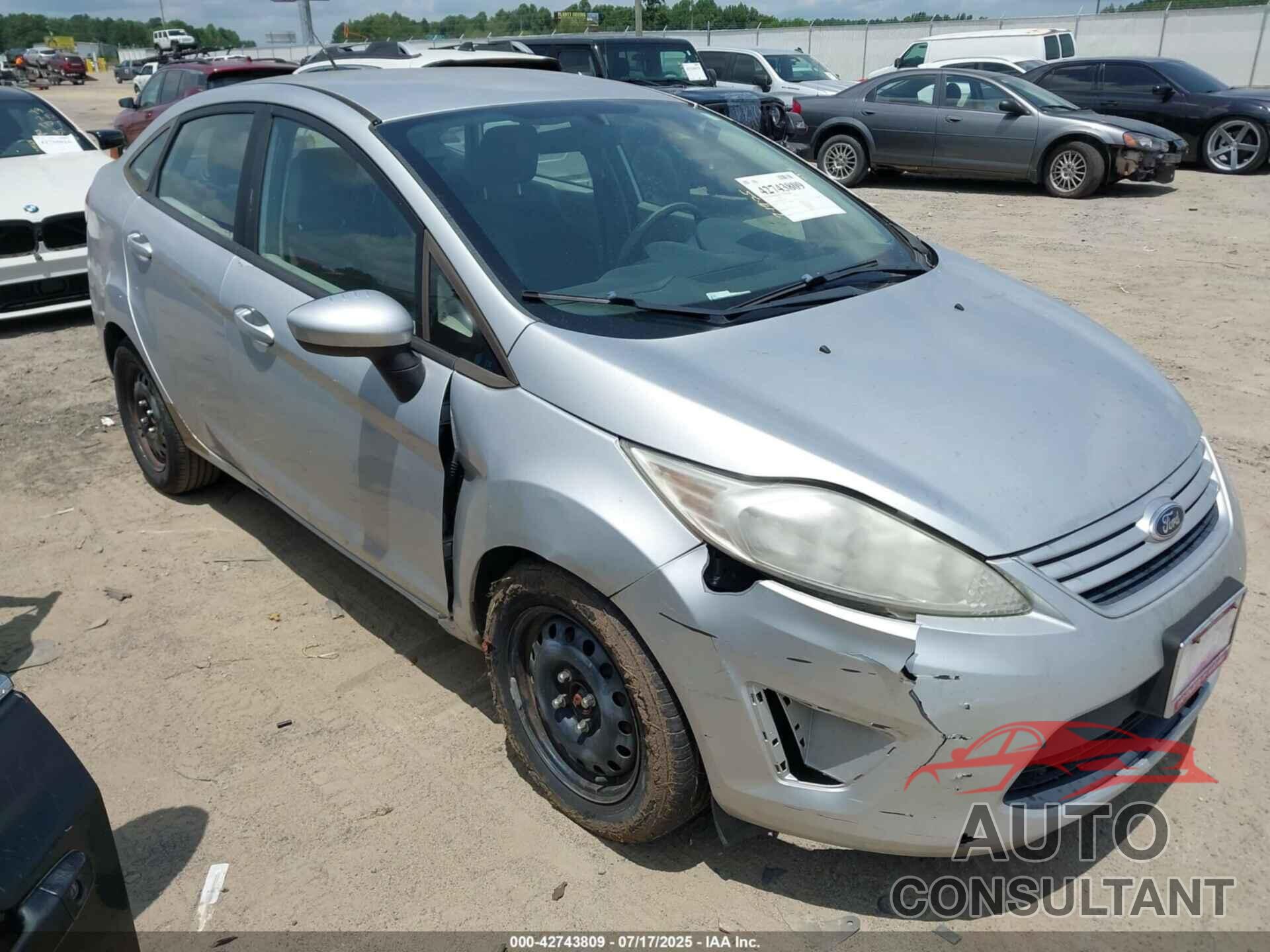FORD FIESTA 2013 - 3FADP4AJ2DM107166