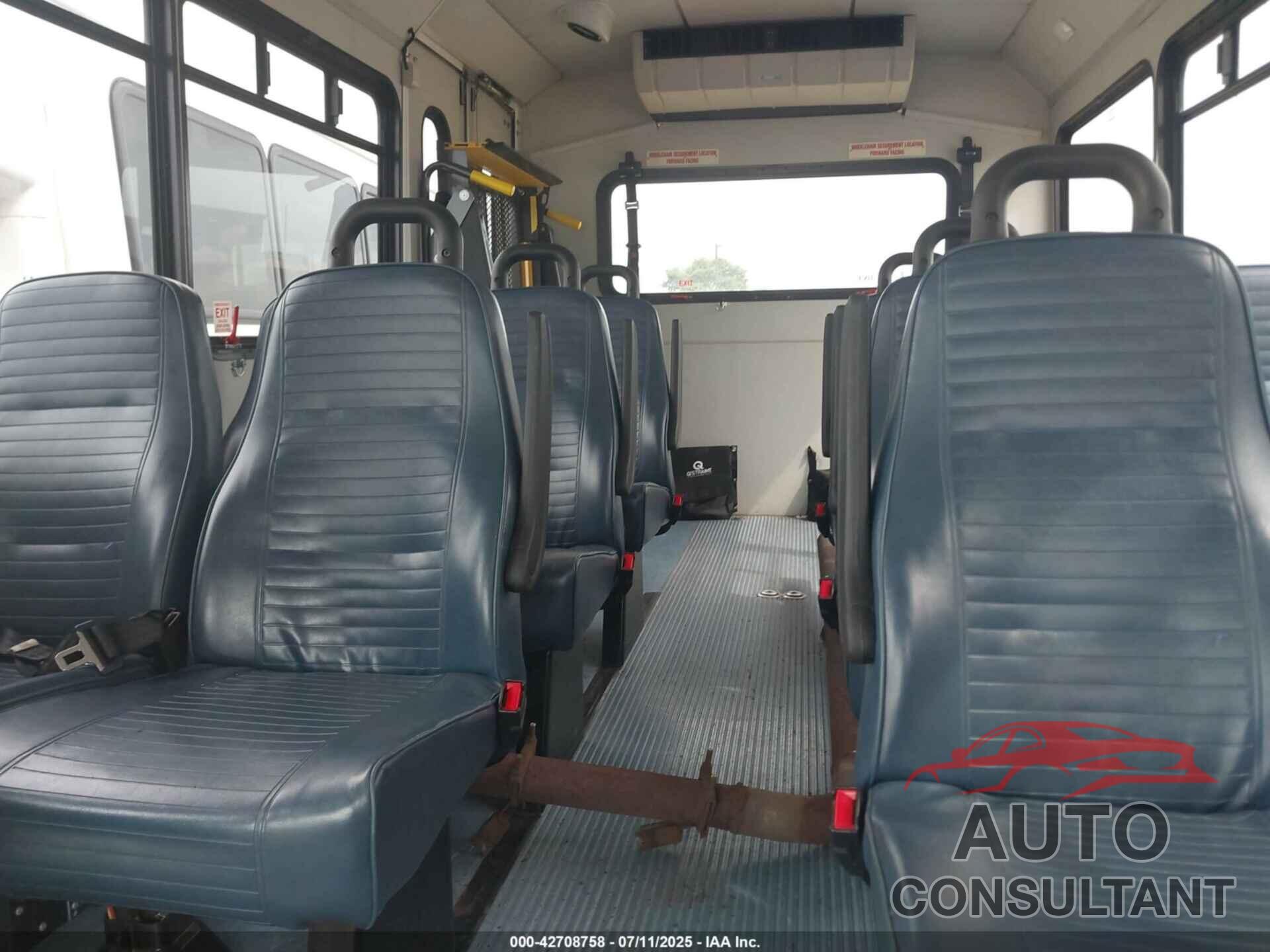 FORD ECONOLINE 2015 - 1FDEE4FL4FDA23827