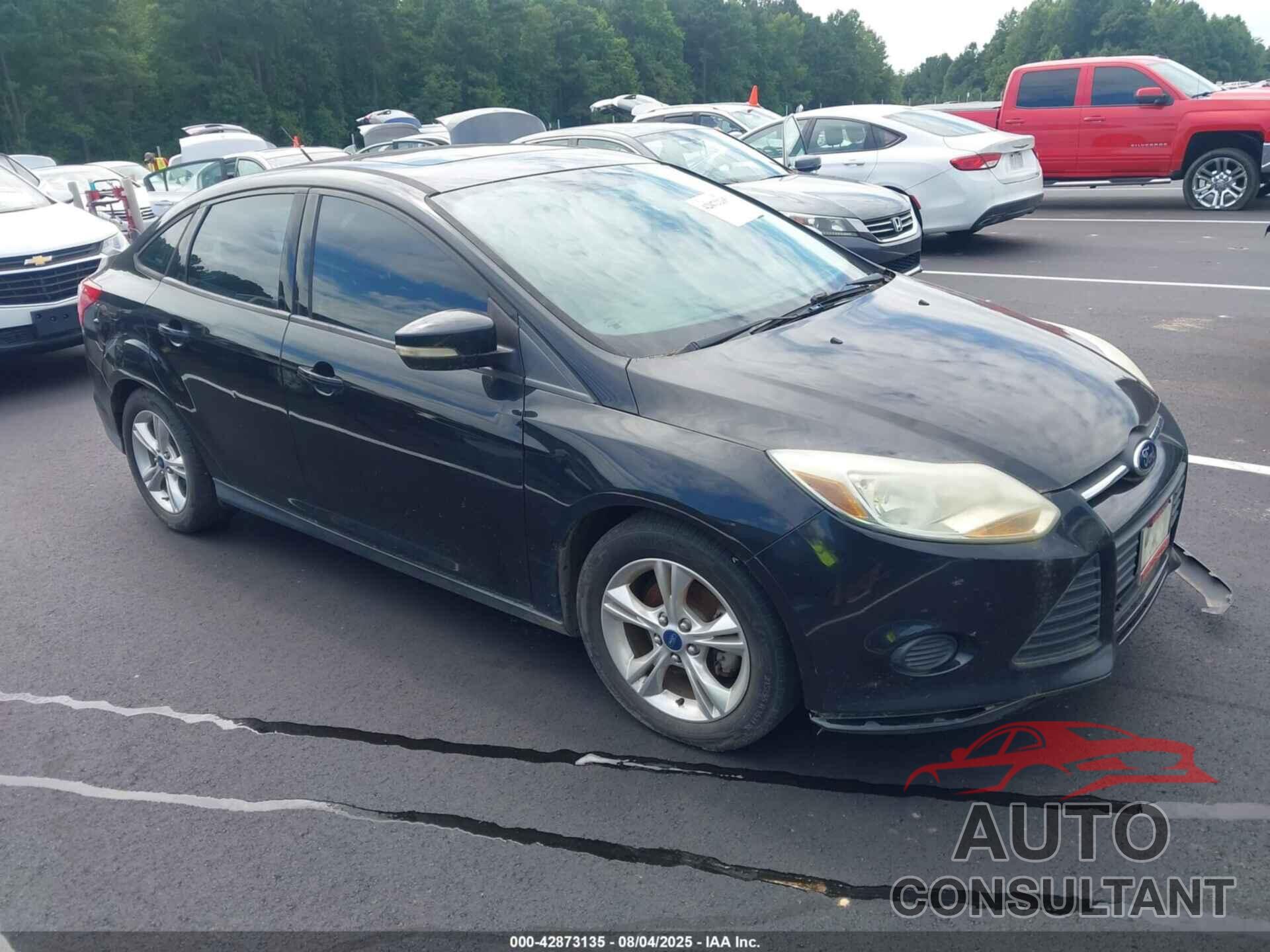 FORD FOCUS 2014 - 1FADP3F2XEL202640