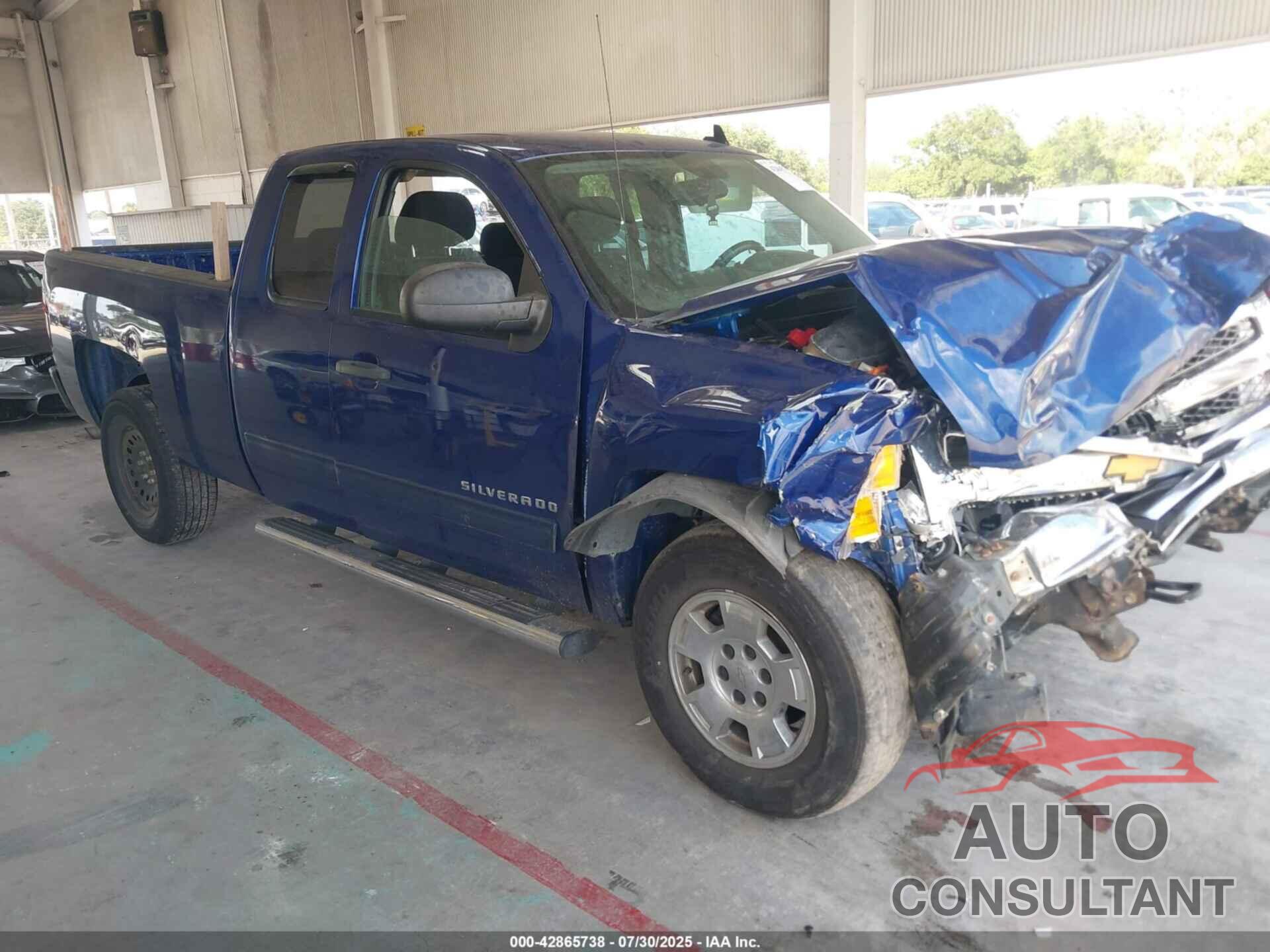 CHEVROLET SILVERADO 1500 2013 - 1GCRKSE76DZ262397