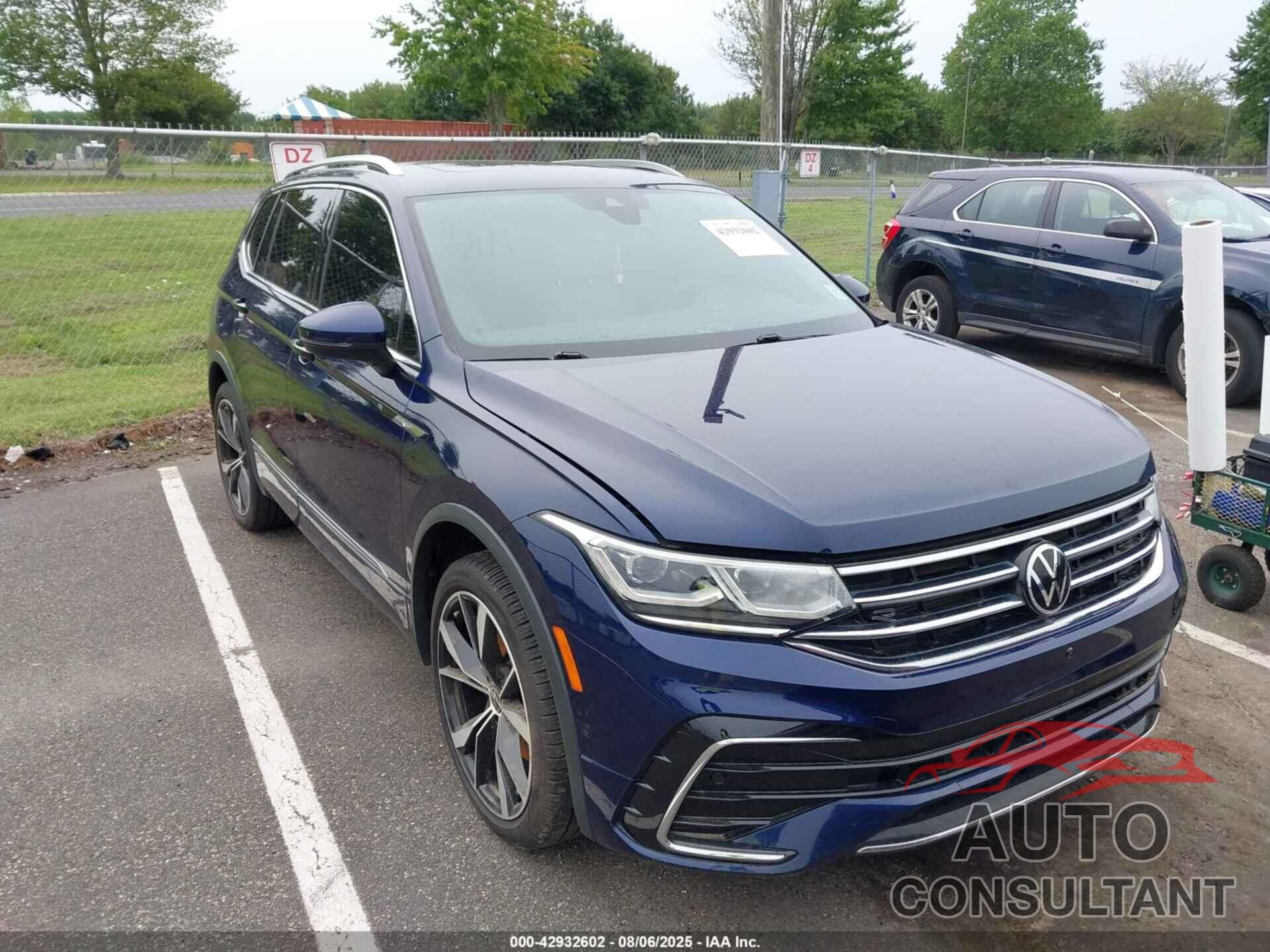 VOLKSWAGEN TIGUAN 2022 - 3VV4B7AX4NM149193