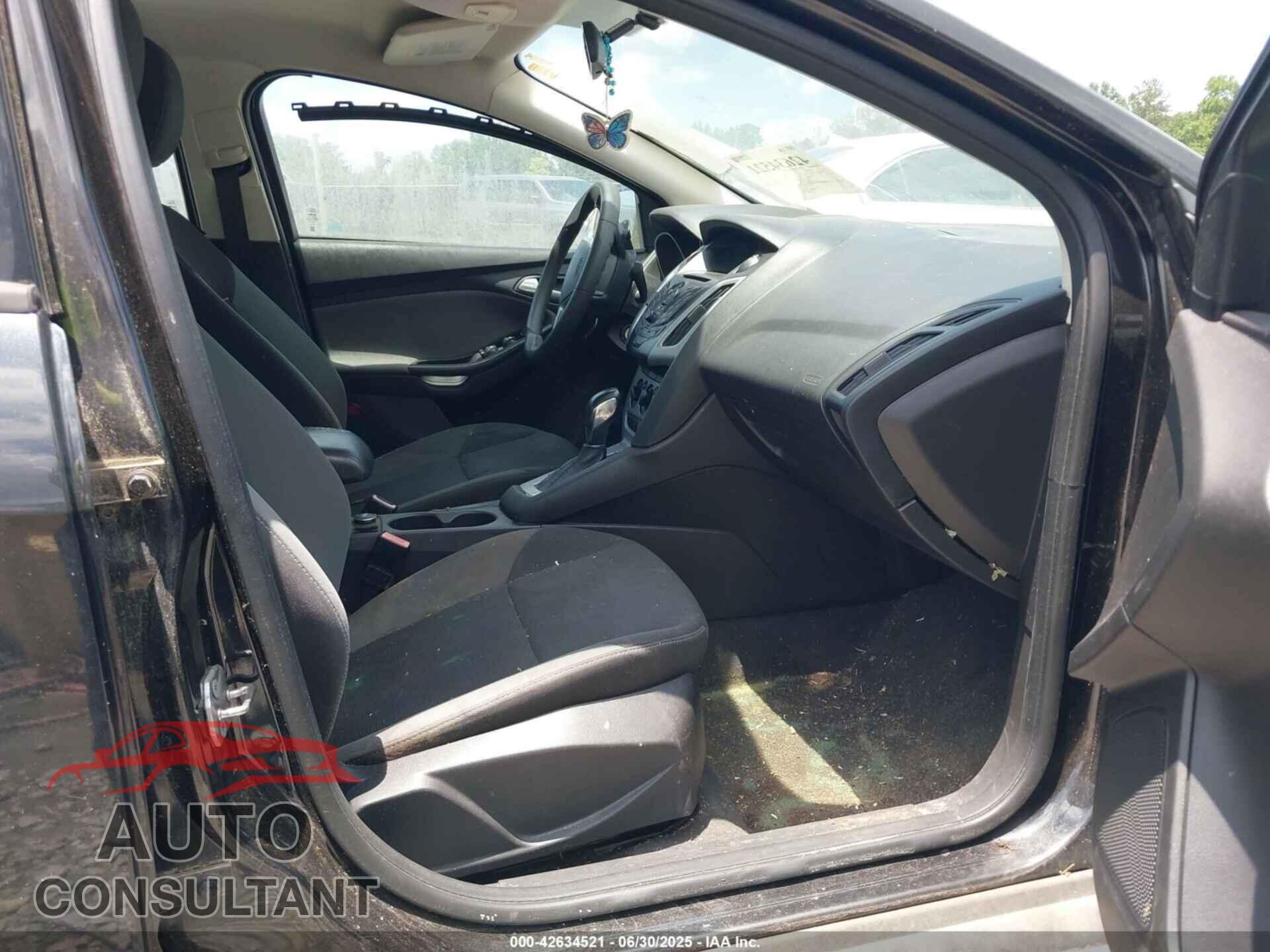 FORD FOCUS 2012 - 1FAHP3F21CL390012