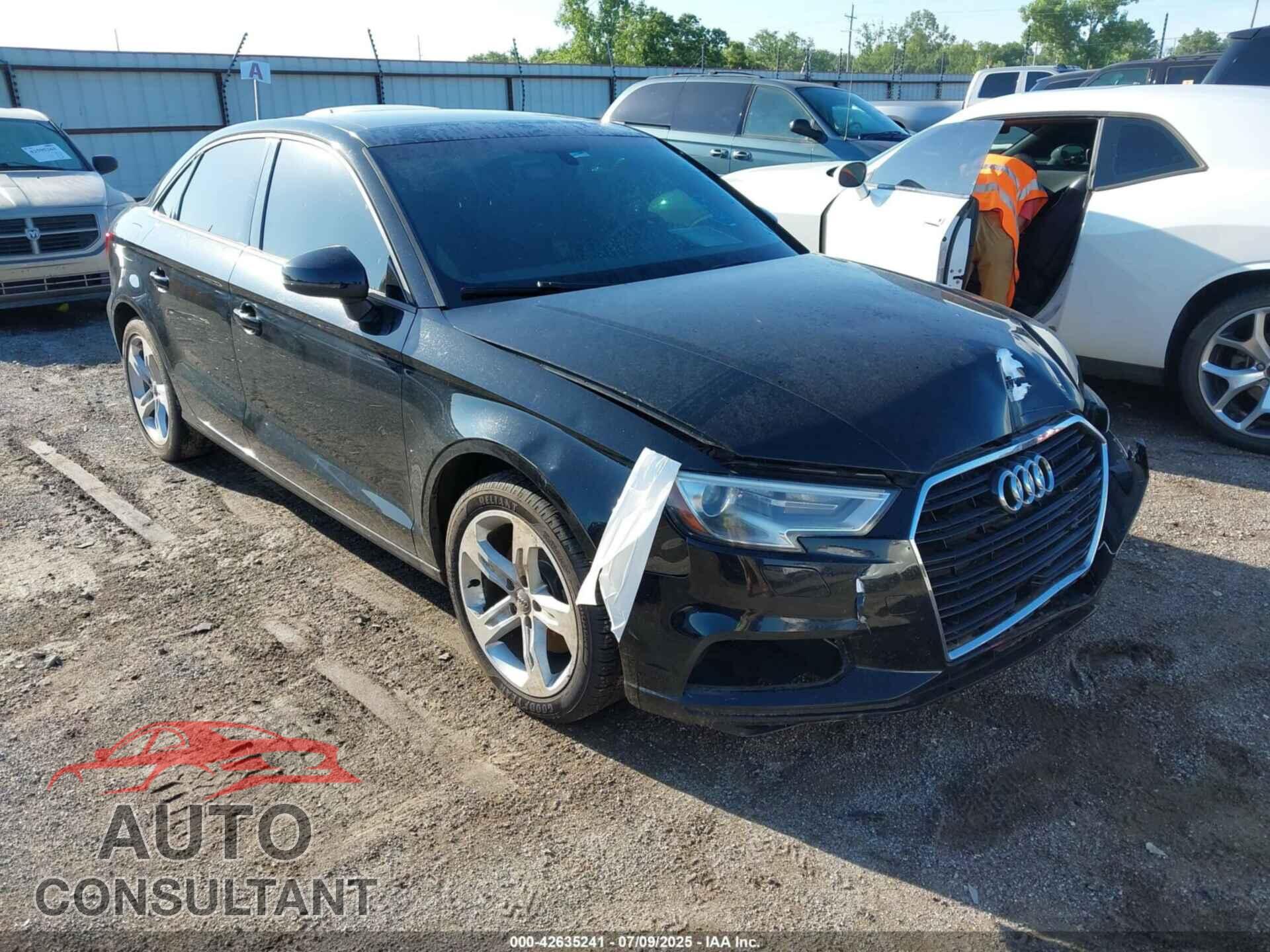 AUDI A3 2018 - WAUAUGFF0J1003891