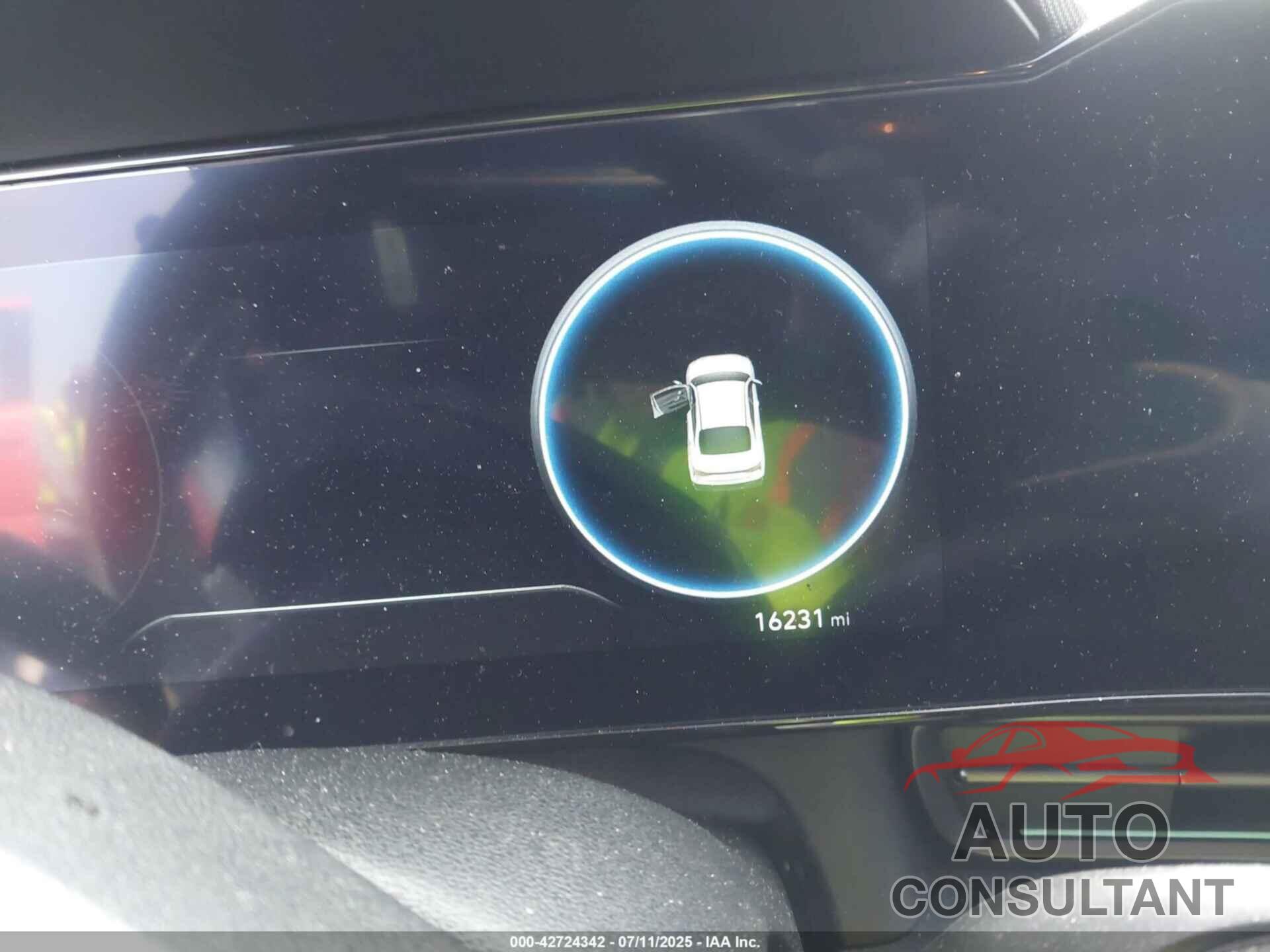 HYUNDAI ELANTRA 2024 - KMHLR4DF2RU726954