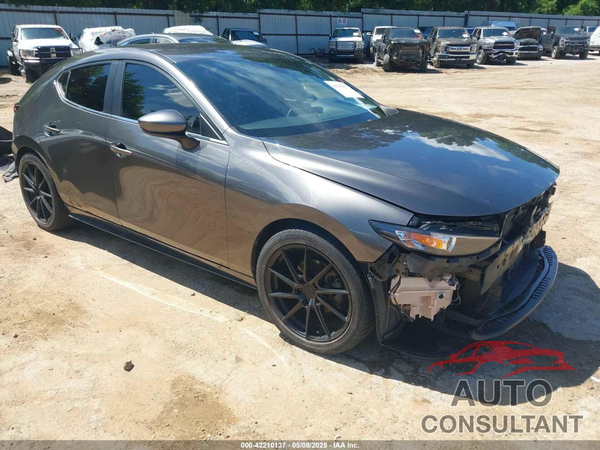 MAZDA MAZDA3 2019 - JM1BPAMM5K1143742