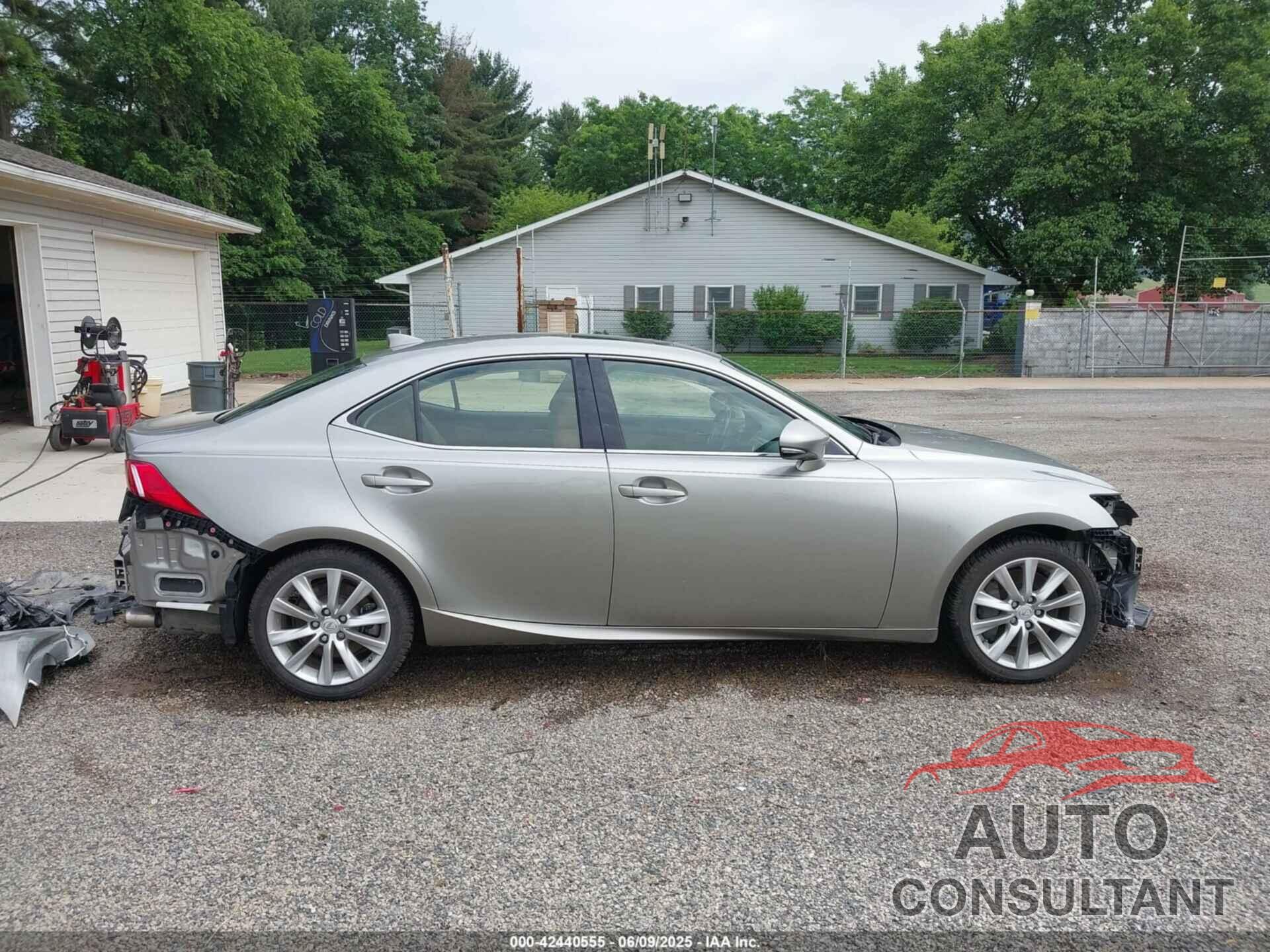 LEXUS IS 200T 2016 - JTHBA1D20G5015102