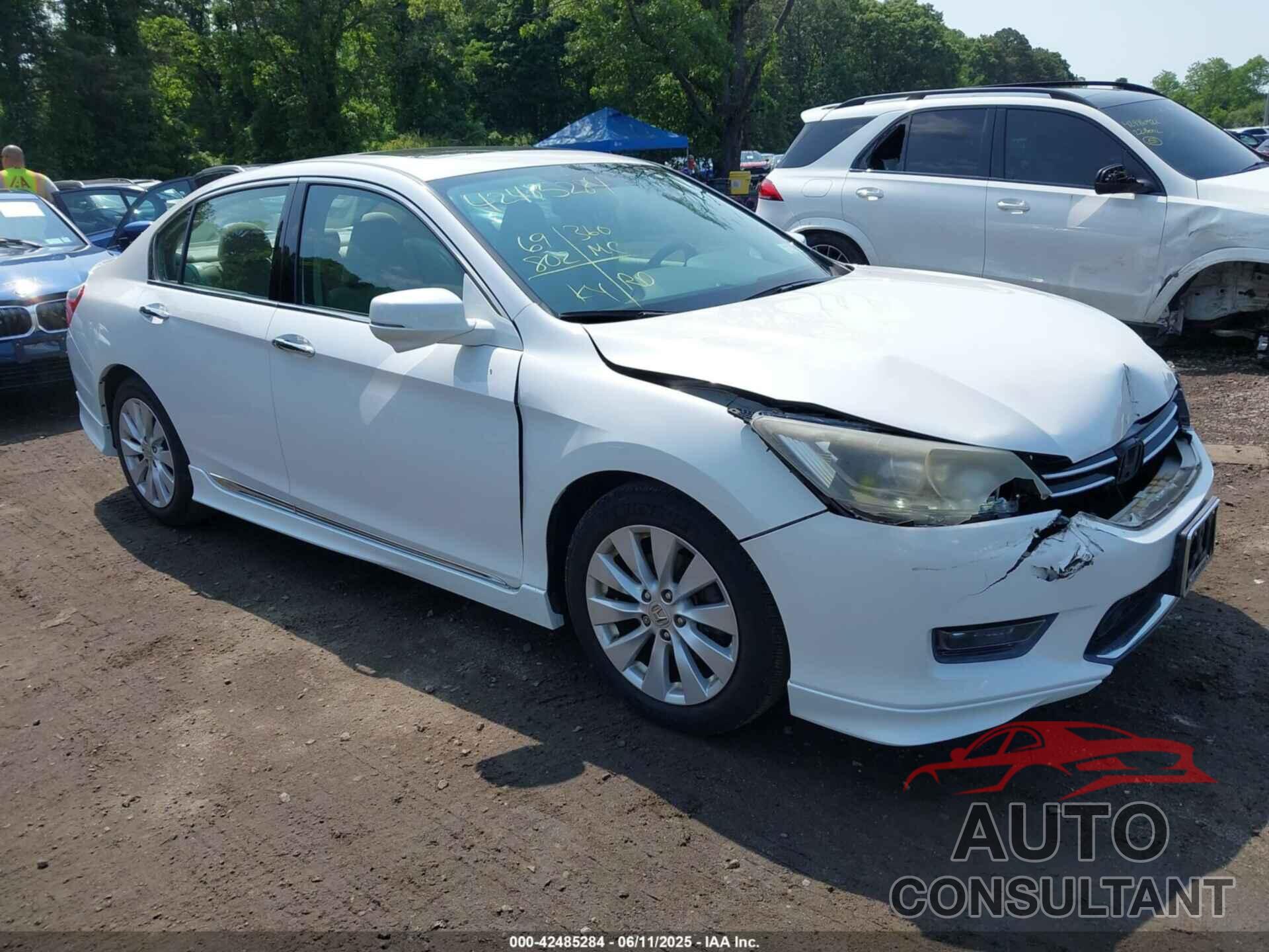 HONDA ACCORD 2015 - 1HGCR3F93FA023903