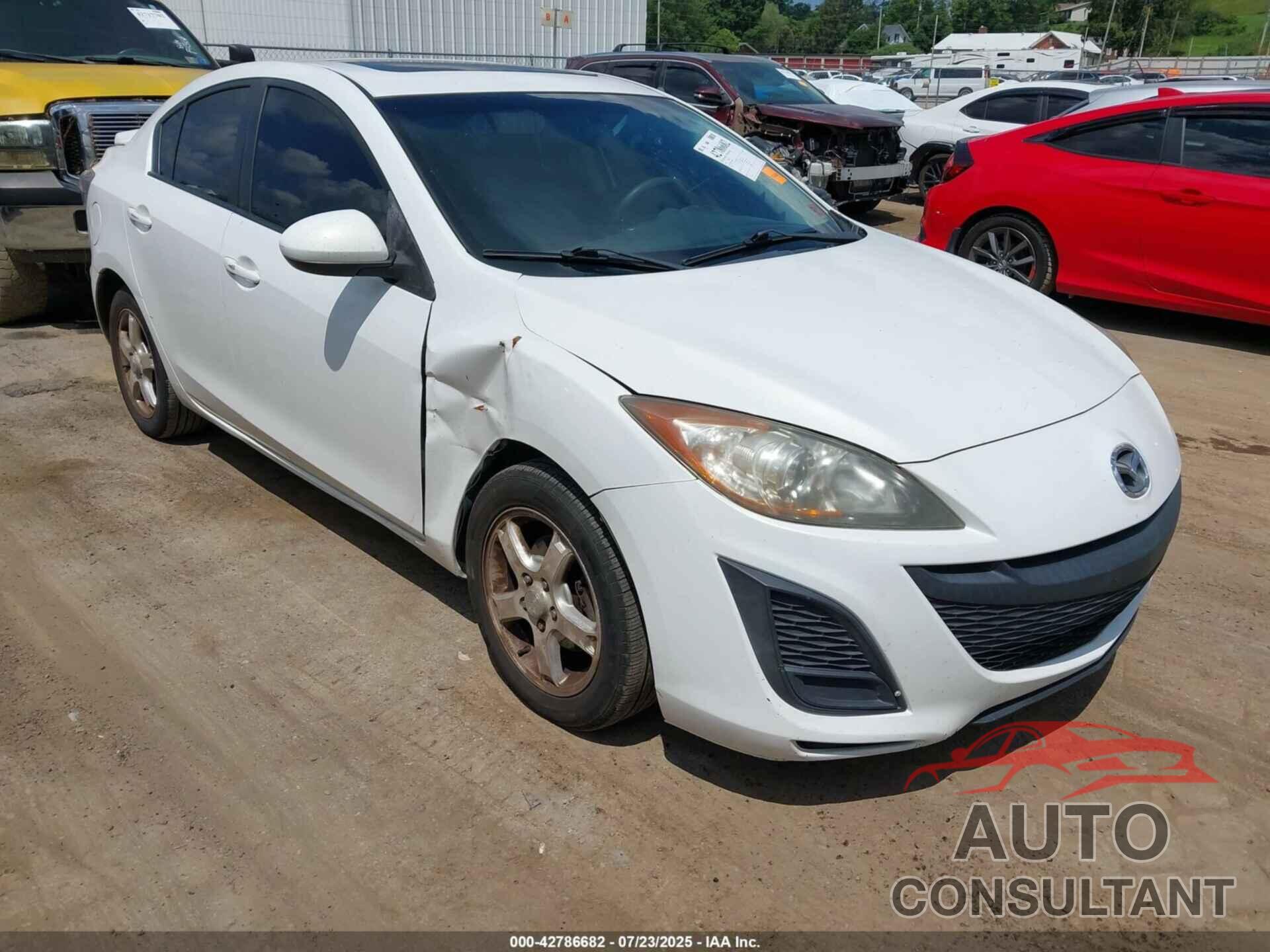 MAZDA MAZDA3 2011 - JM1BL1VF3B1384467