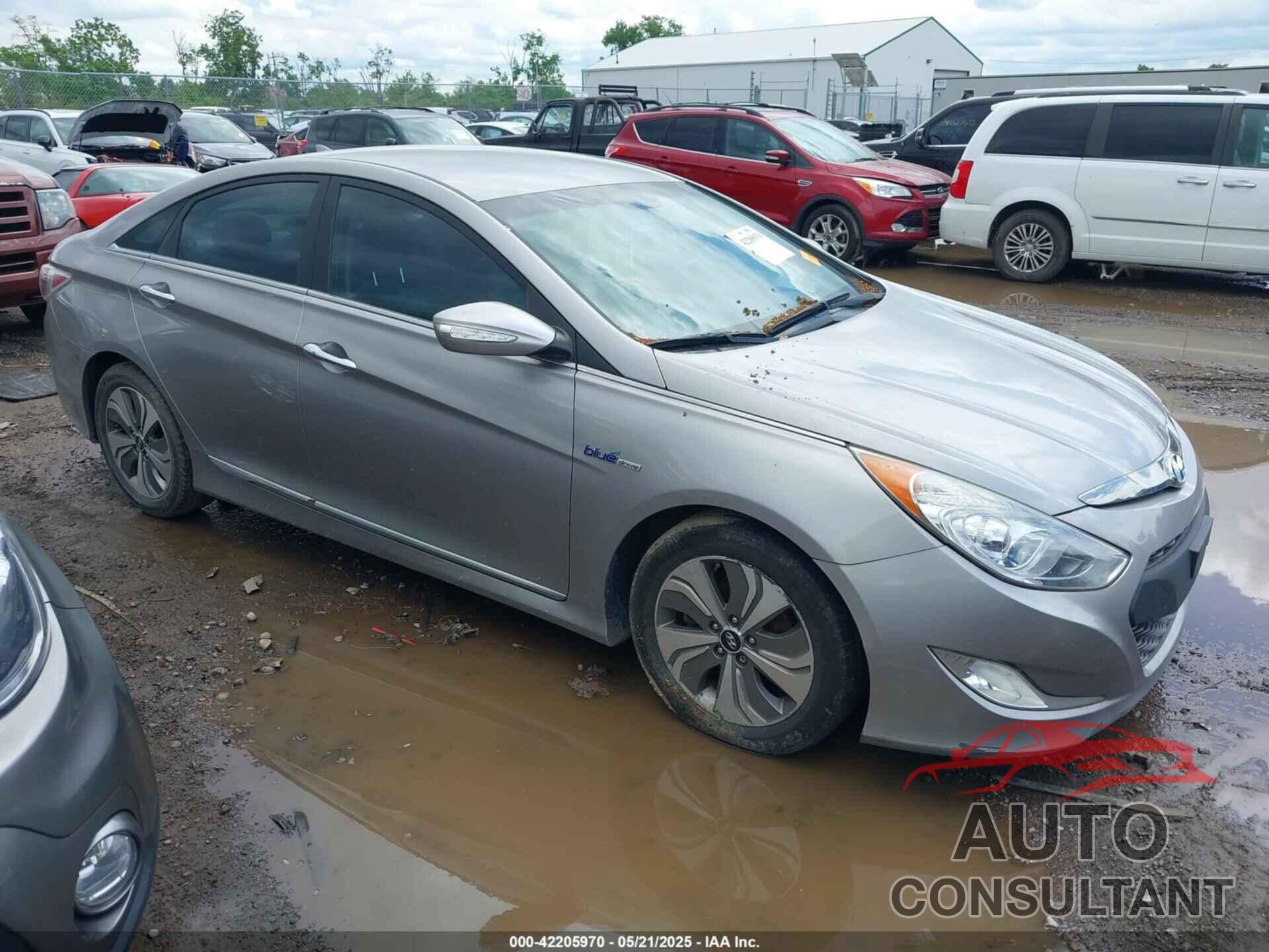 HYUNDAI SONATA HYBRID 2013 - KMHEC4A4XDA079758