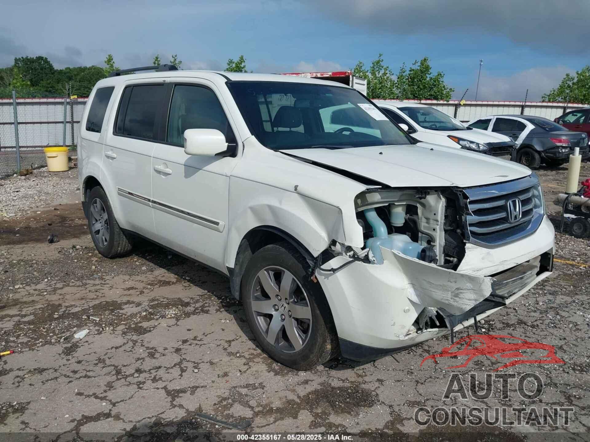 HONDA PILOT 2013 - 5FNYF4H99DB017351