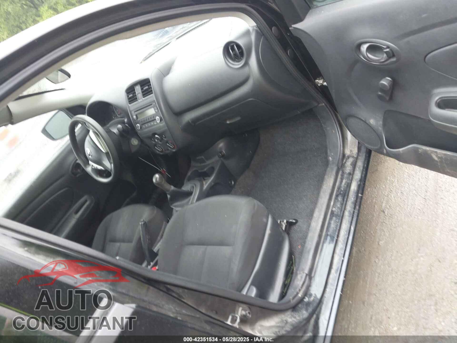 NISSAN VERSA 2017 - 3N1CN7AP2HL849535