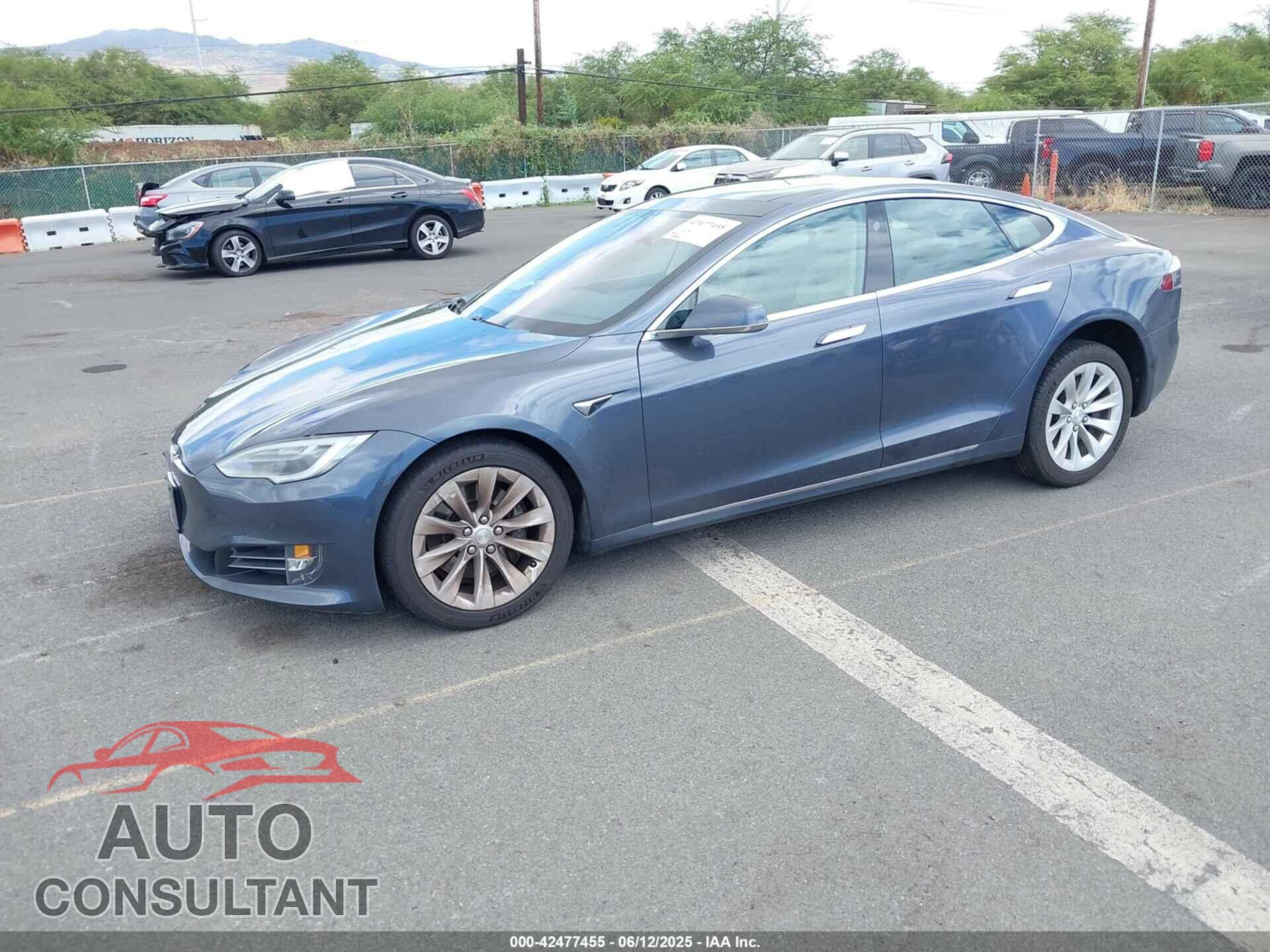TESLA MODEL S 2017 - 5YJSA1E2XHF190425