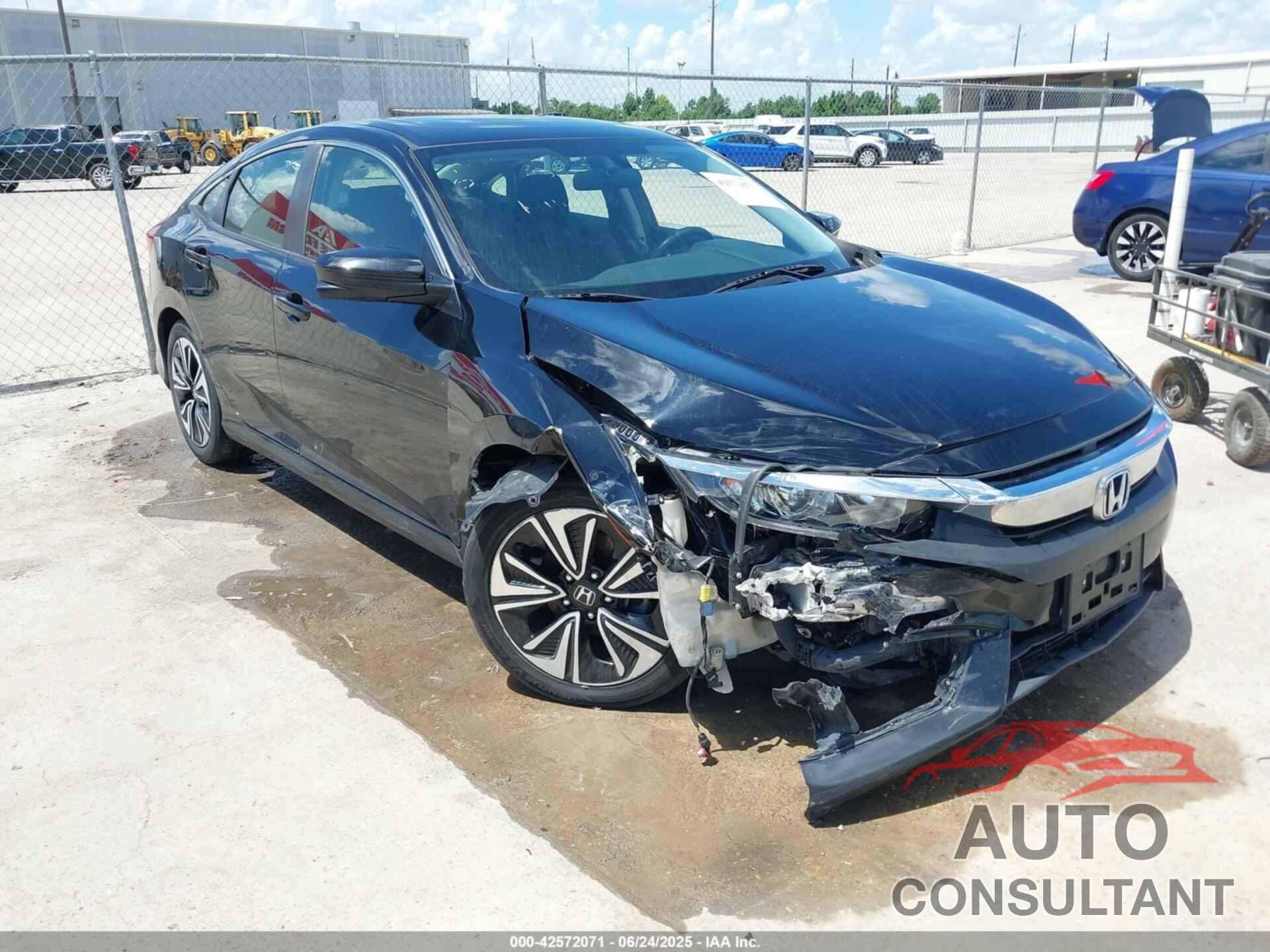 HONDA CIVIC 2018 - JHMFC1F34JX043577