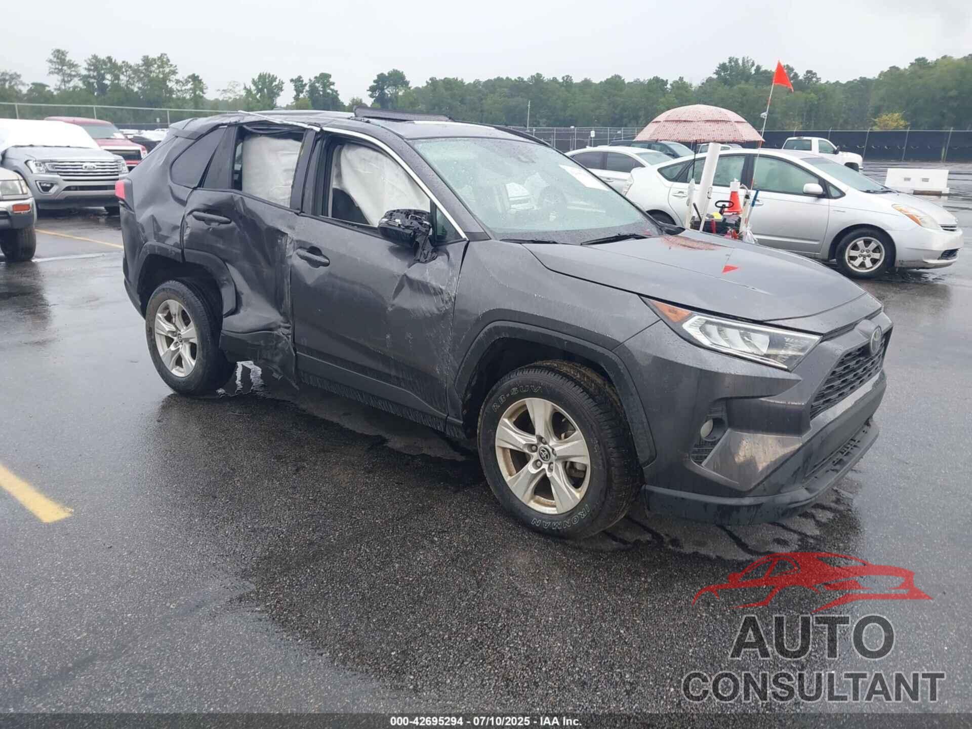 TOYOTA RAV4 2021 - 2T3W1RFV4MW143730