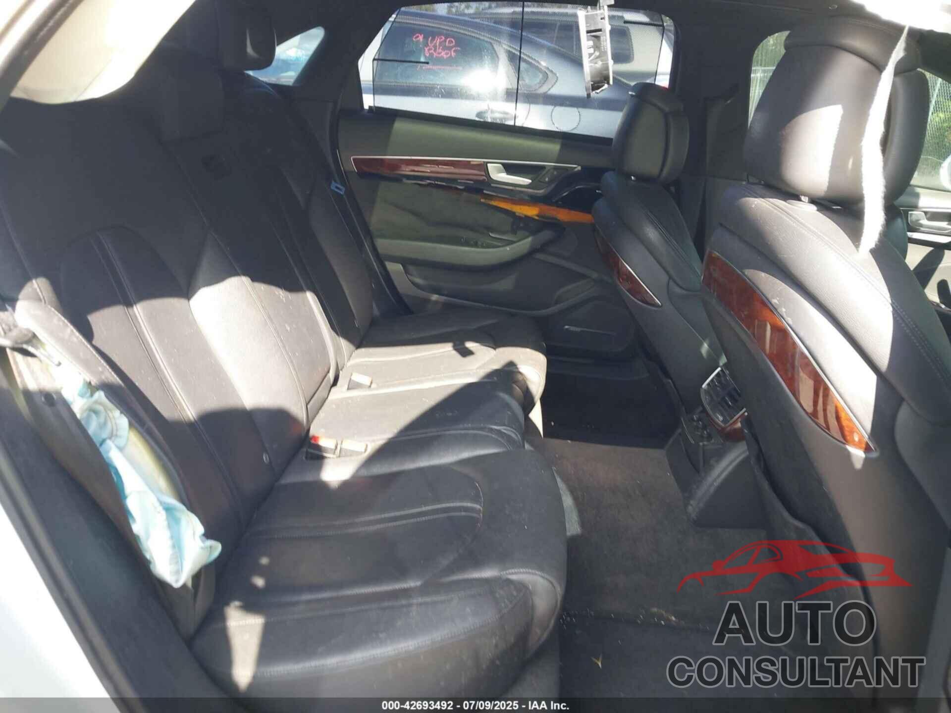 AUDI A8 2014 - WAUR2AFD8EN004371
