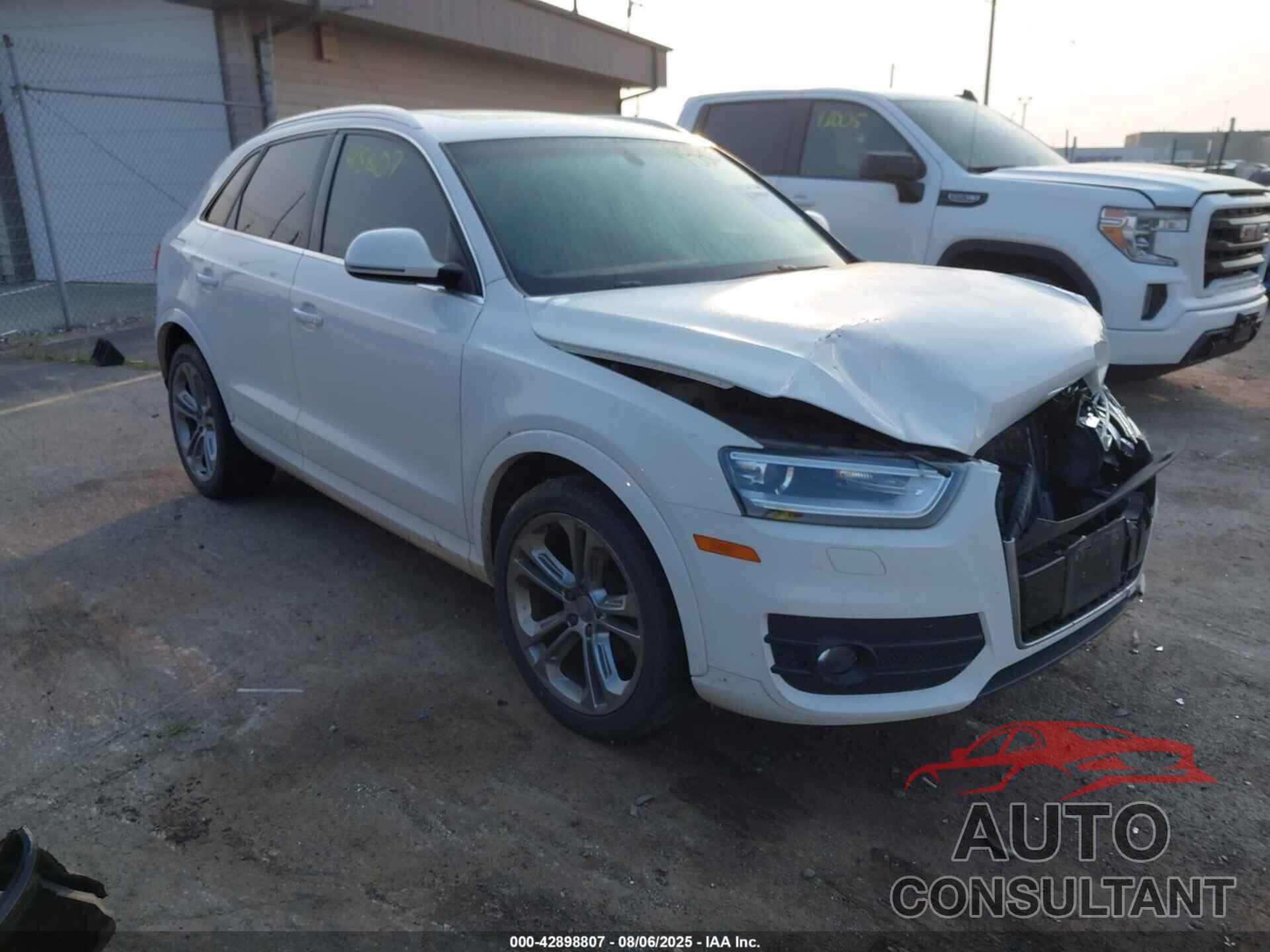 AUDI Q3 2015 - WA1GFCFS4FR010231