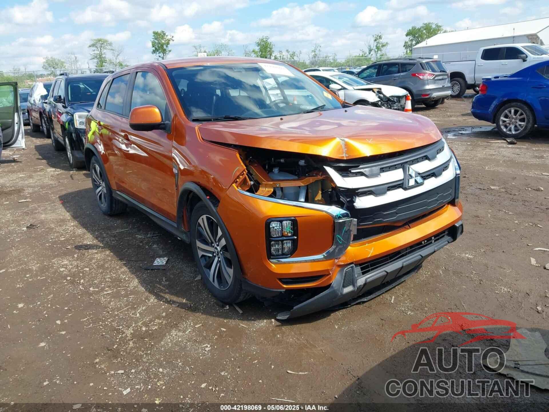 MITSUBISHI OUTLANDER SPORT 2021 - JA4APUAU2MU008117