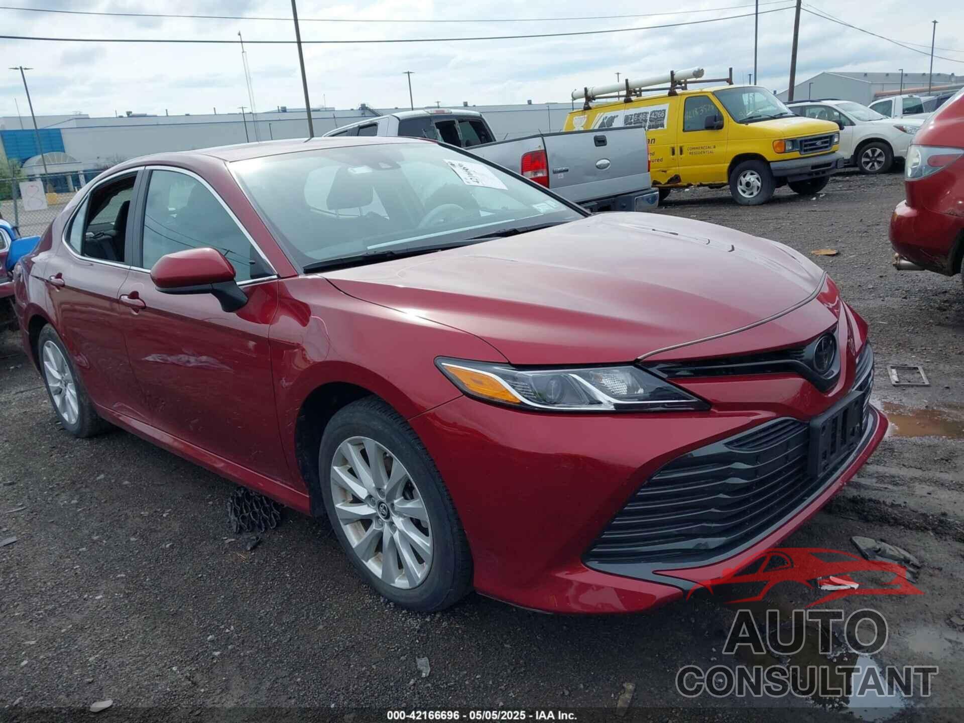 TOYOTA CAMRY 2019 - 4T1B11HK8KU823736