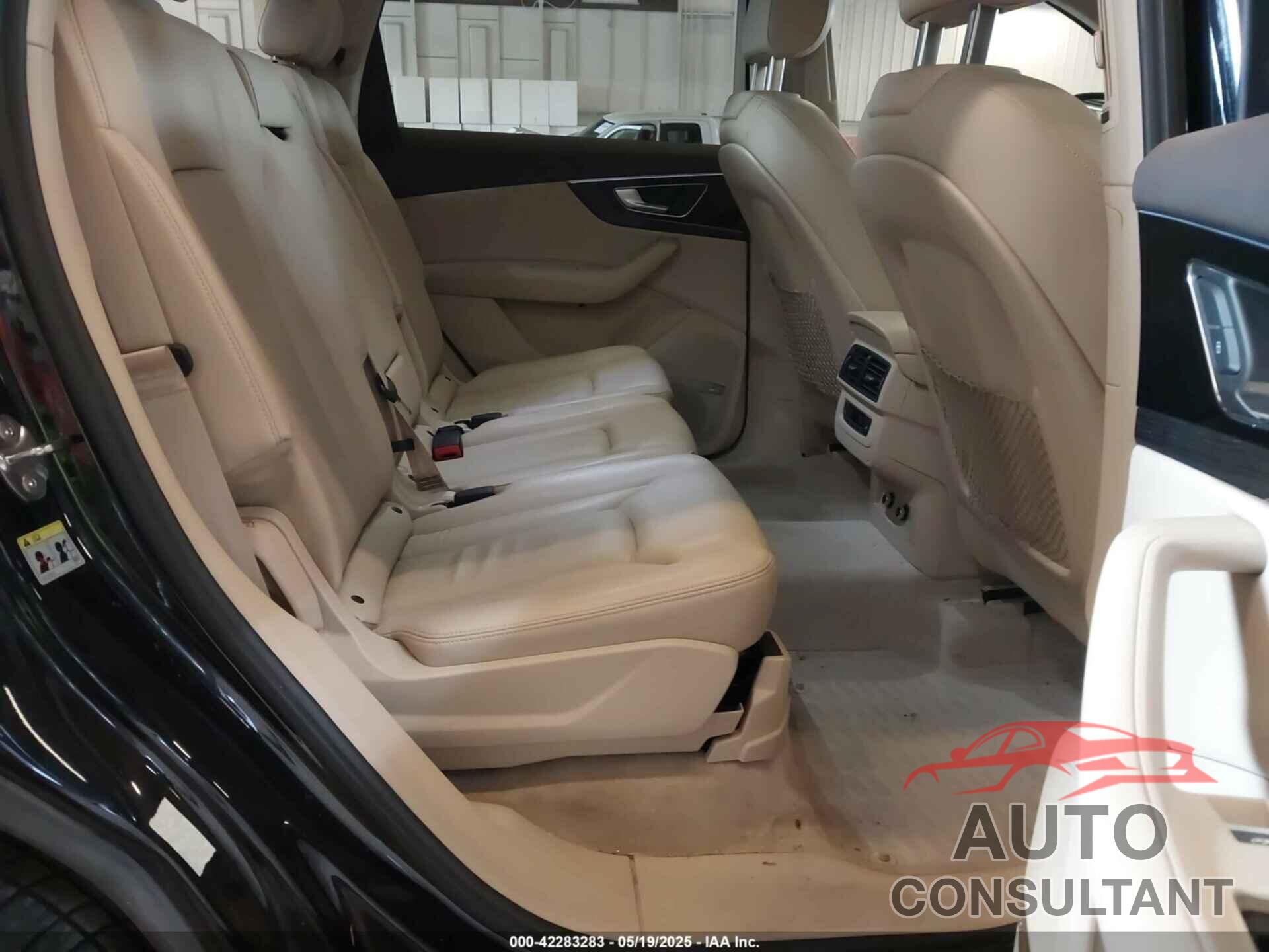 AUDI Q7 2019 - WA1LAAF73KD020866