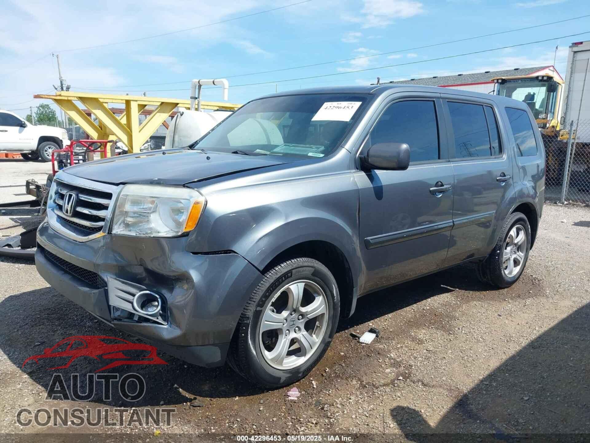 HONDA PILOT 2012 - 5FNYF4H48CB006148