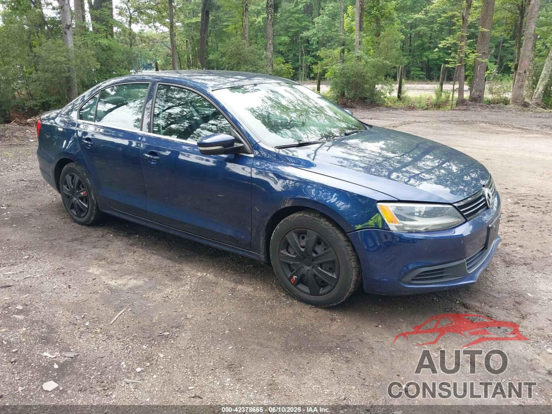VOLKSWAGEN JETTA 2013 - 3VWDP7AJ8DM418013