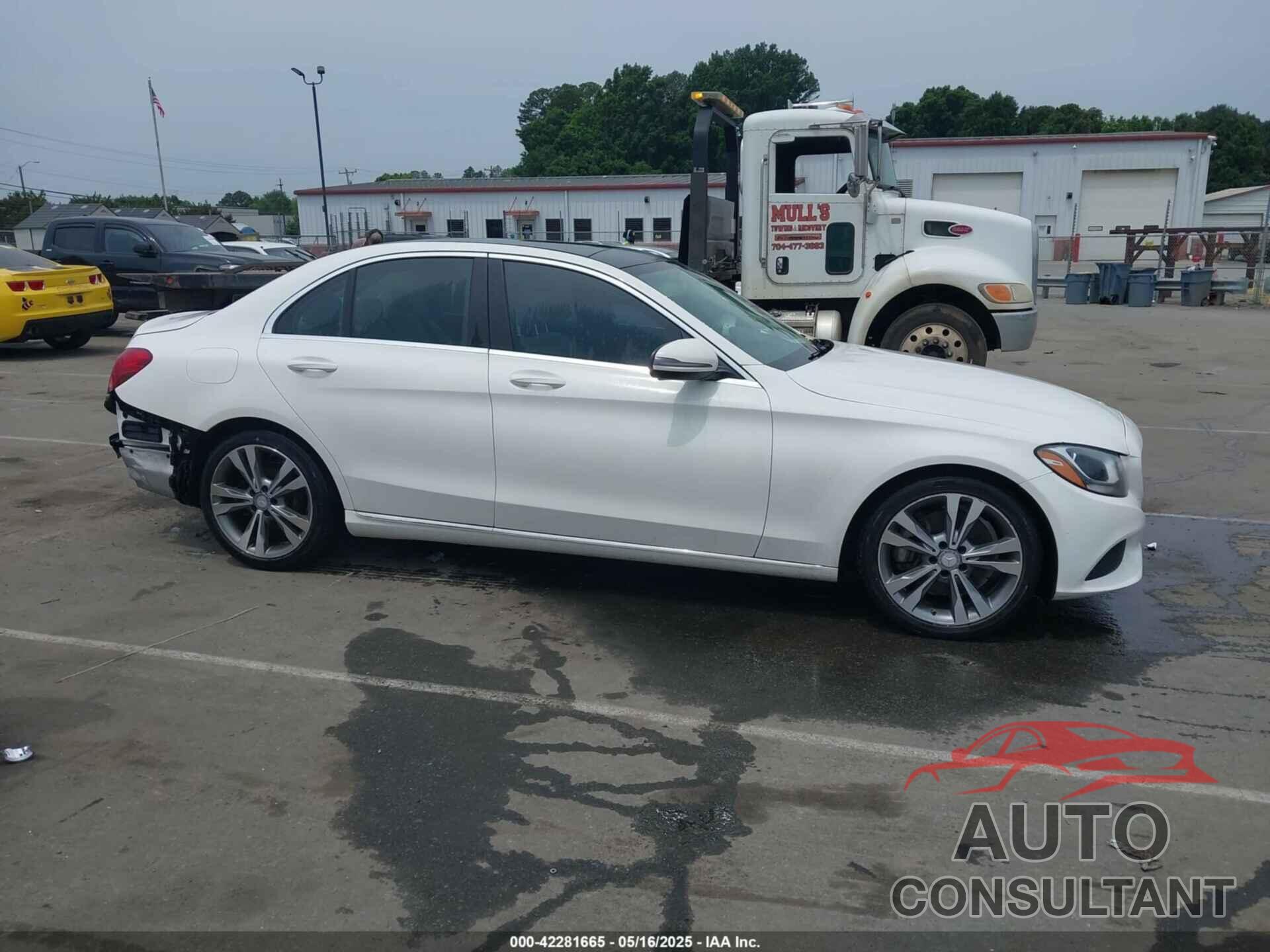 MERCEDES-BENZ C 300 2016 - 55SWF4JB8GU096616