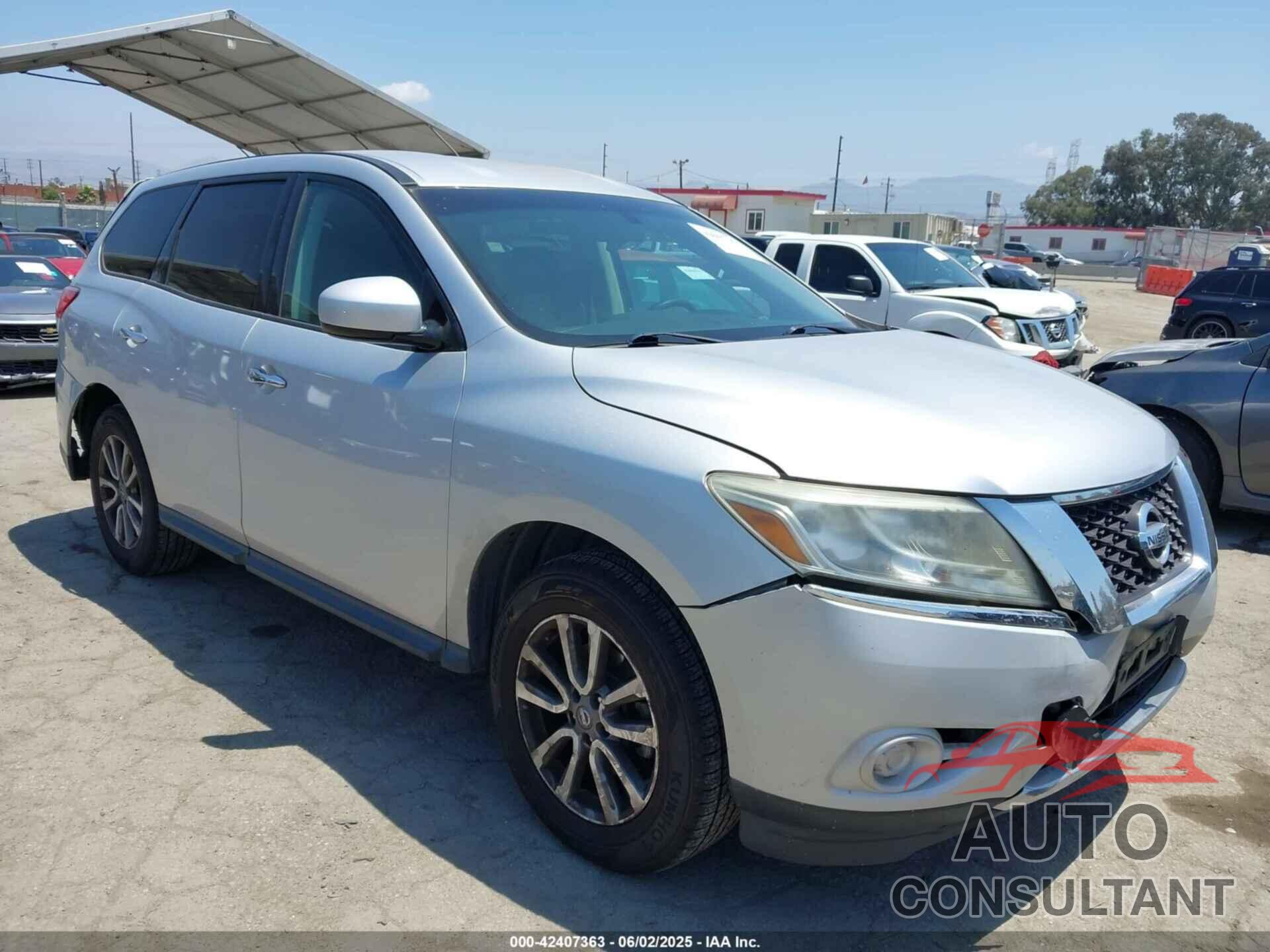 NISSAN PATHFINDER 2013 - 5N1AR2MN2DC676705