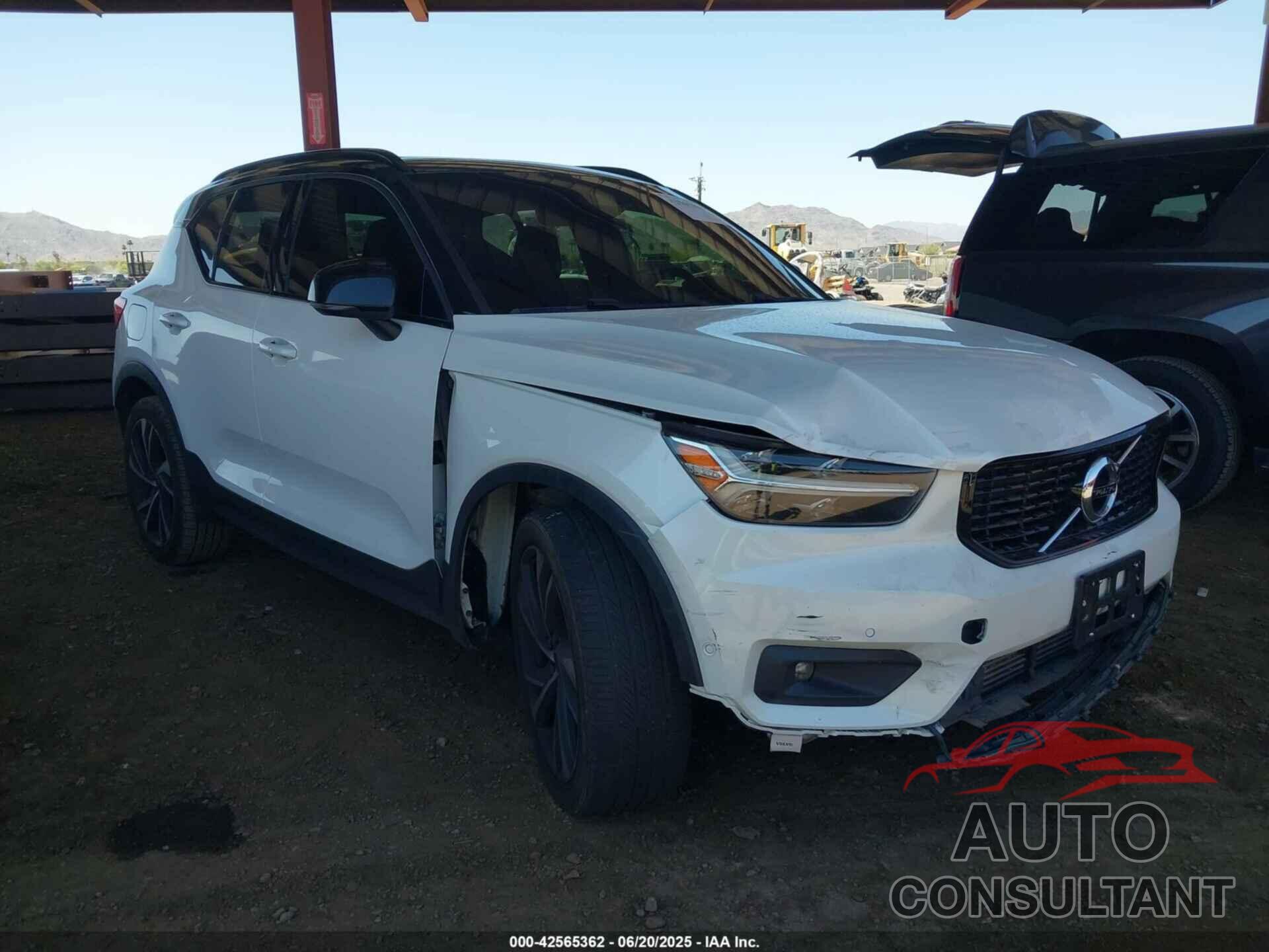 VOLVO XC40 2019 - YV4162XZ5K2016041