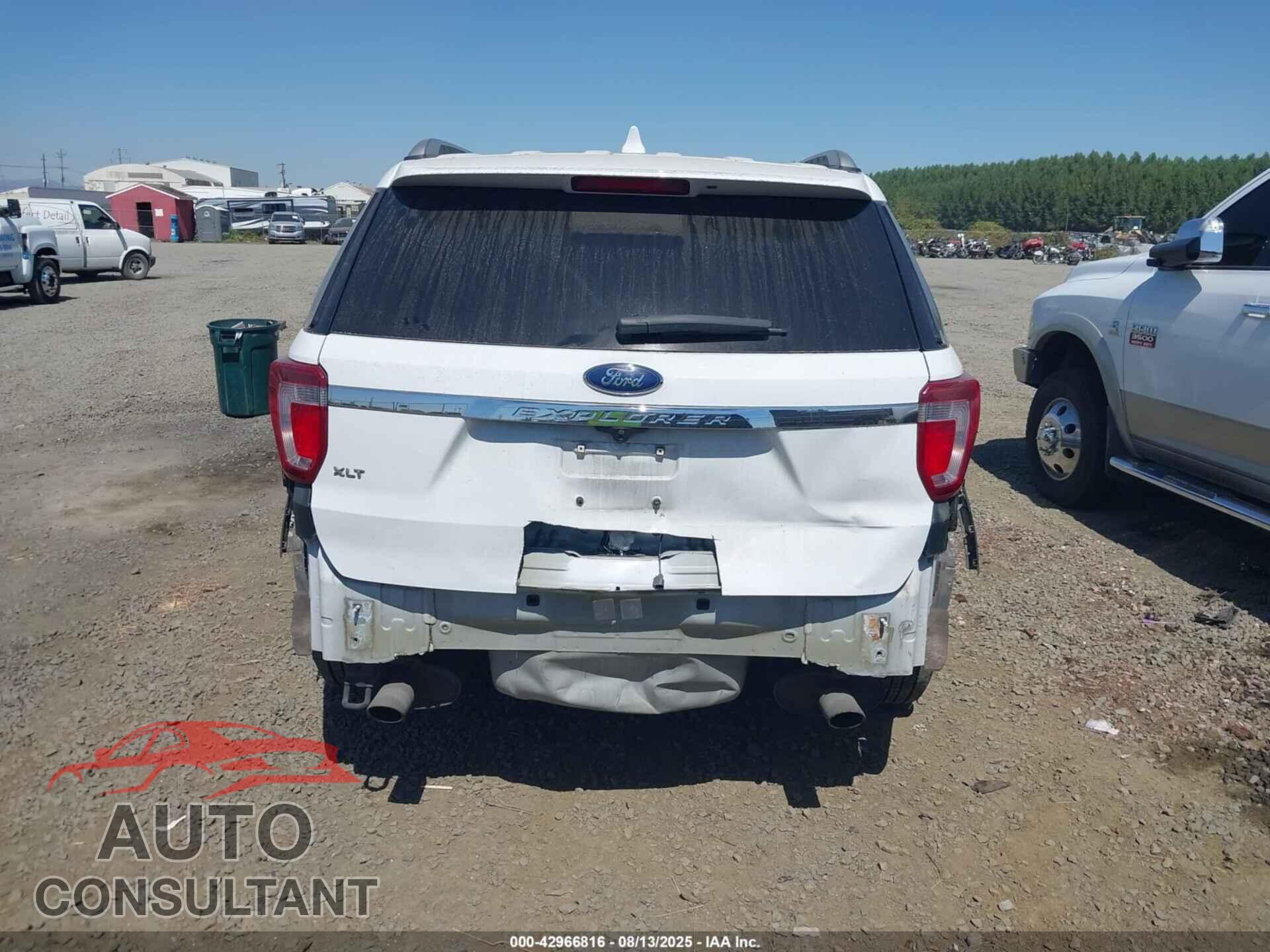 FORD EXPLORER 2017 - 1FM5K7D86HGE10566