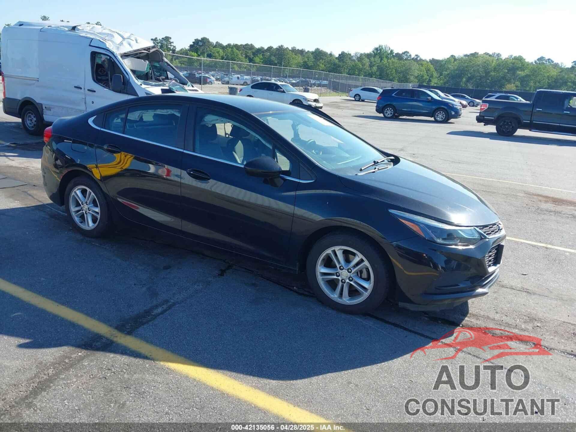 CHEVROLET CRUZE 2018 - 1G1BE5SM9J7236610