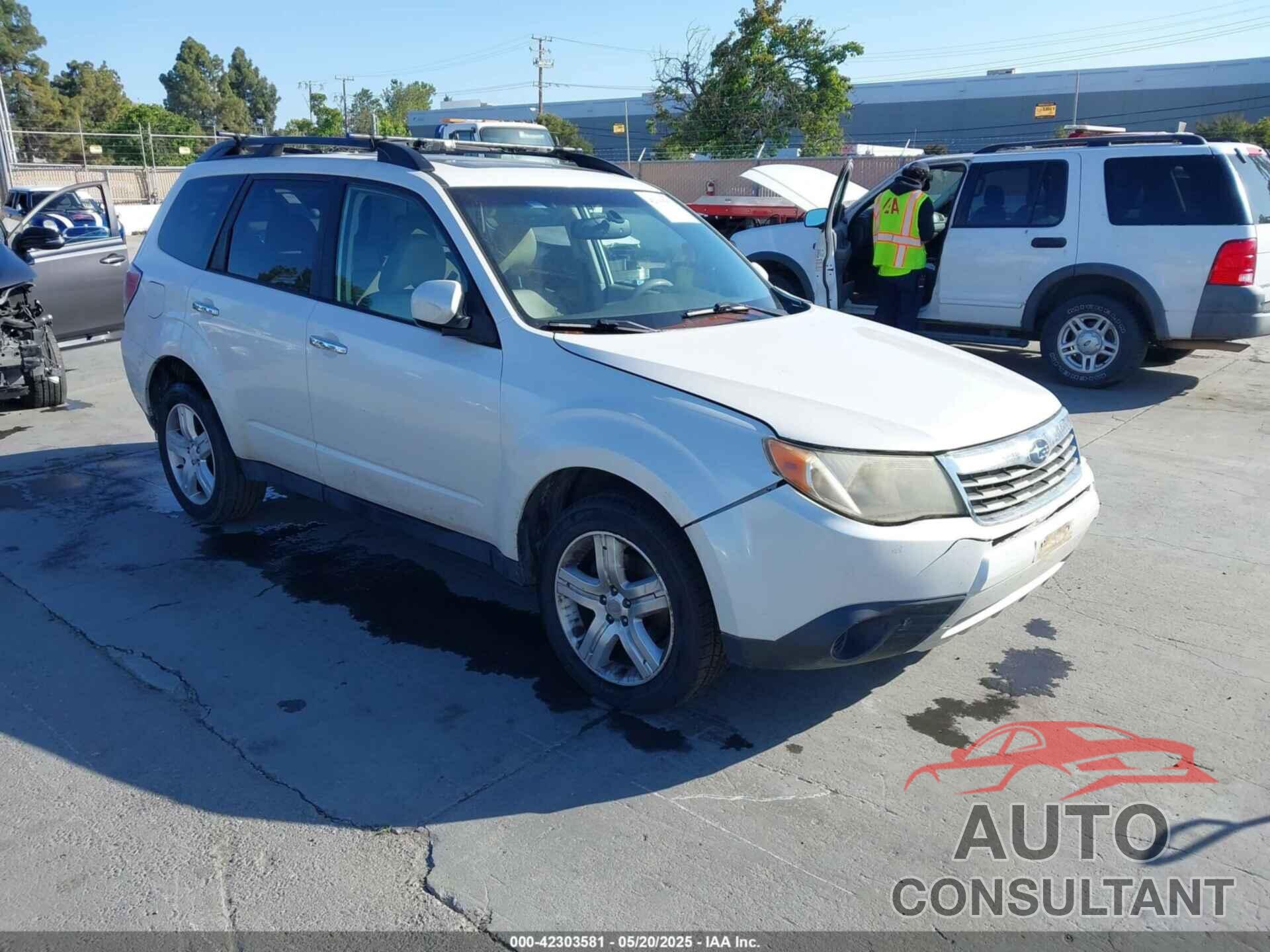 SUBARU FORESTER 2009 - JF2SH63619H758501