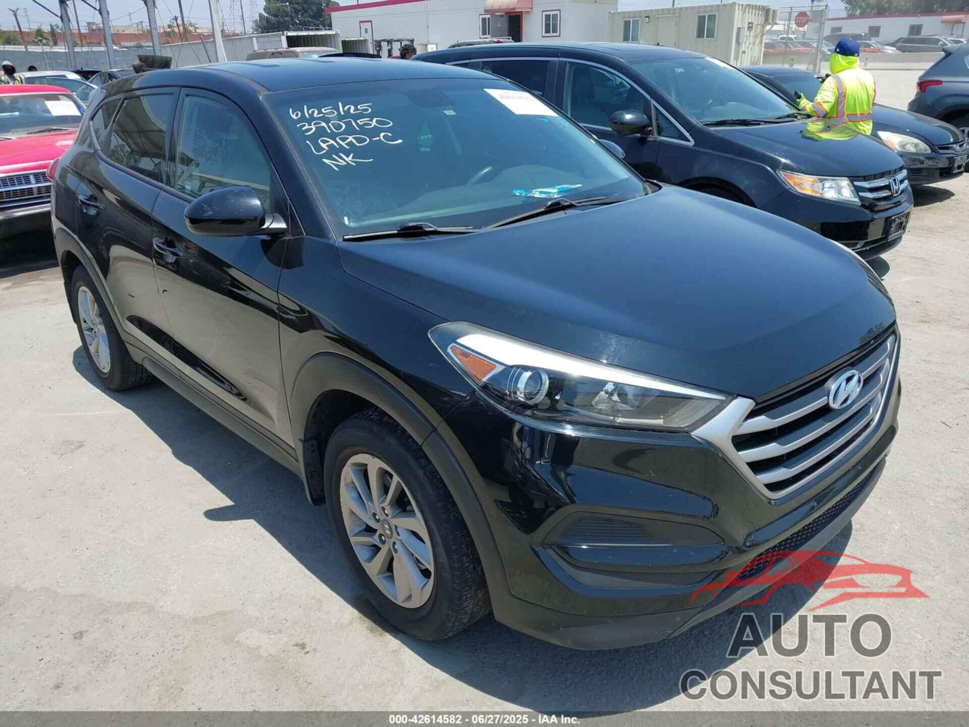 HYUNDAI TUCSON 2017 - KM8J23A41HU381102