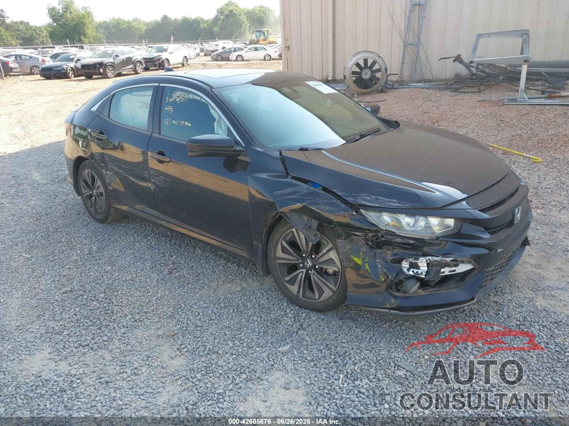 HONDA CIVIC 2018 - SHHFK7H59JU217979